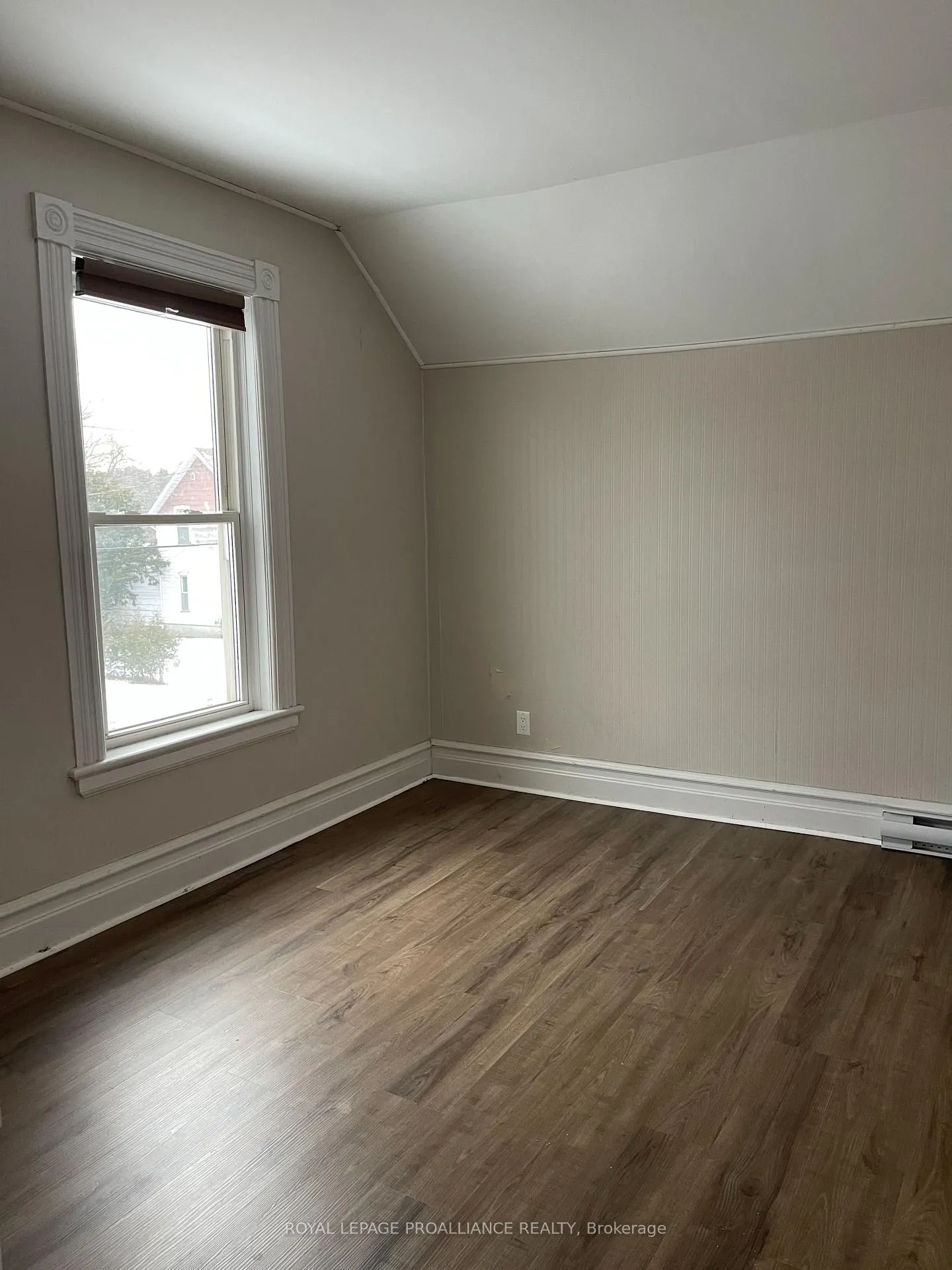 Photo 5 of Unit B, 319 Arthur Street, Tweed, Tweed (Village) — HOMEH