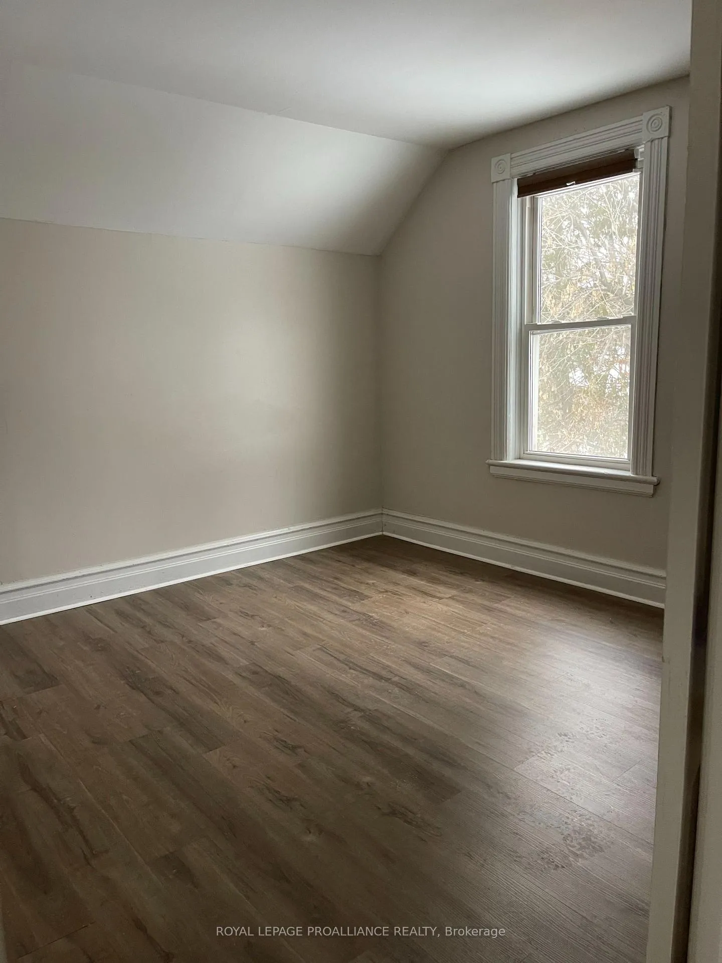 Photo 6 of Unit B, 319 Arthur Street, Tweed, Tweed (Village) — HOMEH