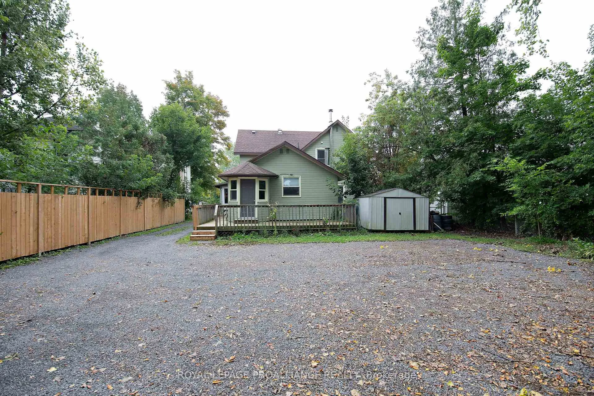 Photo 7 of Unit B, 319 Arthur Street, Tweed, Tweed (Village) — HOMEH