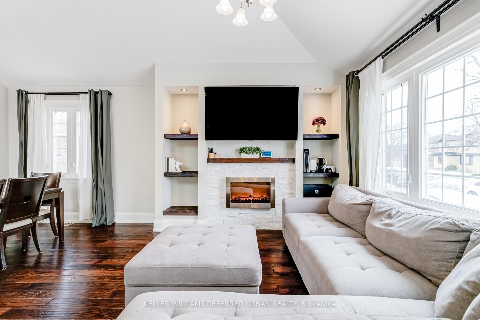 Photo 16 of 251 Sheldon Avenue, Etobicoke, Alderwood — HOMEH