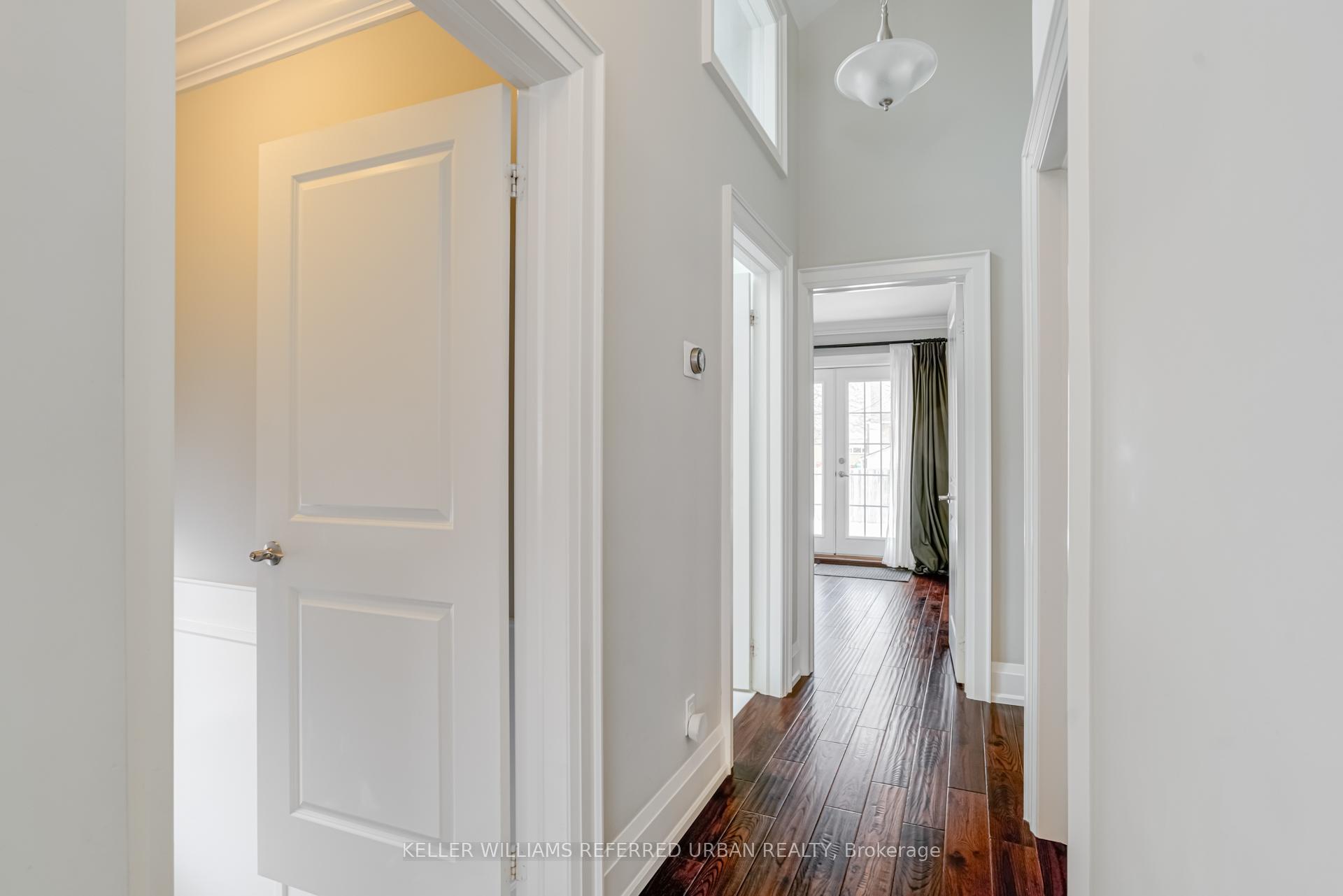 Photo 19 of 251 Sheldon Avenue, Etobicoke, Alderwood — HOMEH