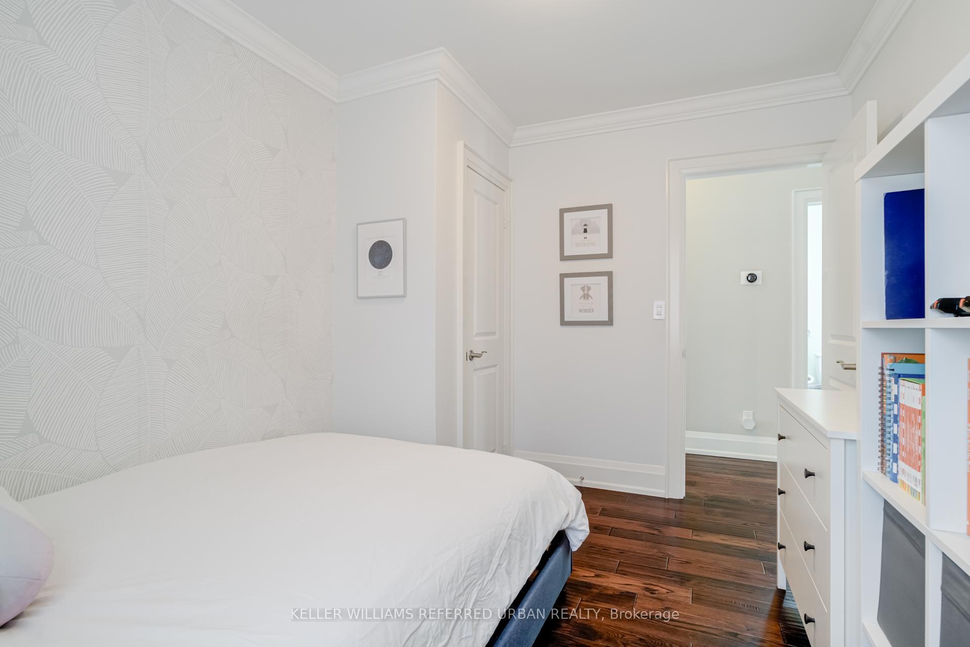 Photo 23 of 251 Sheldon Avenue, Etobicoke, Alderwood — HOMEH