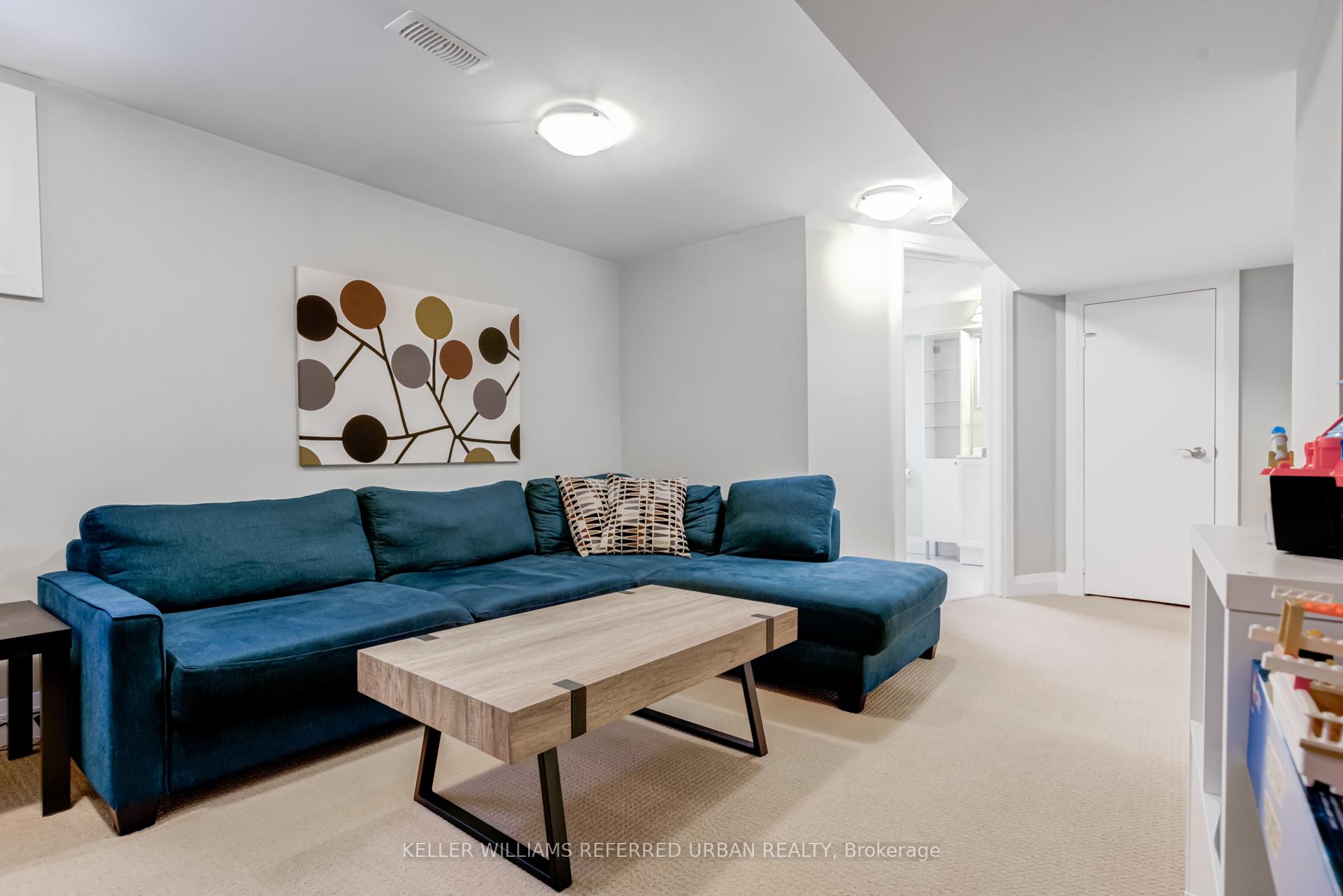 Photo 27 of 251 Sheldon Avenue, Etobicoke, Alderwood — HOMEH
