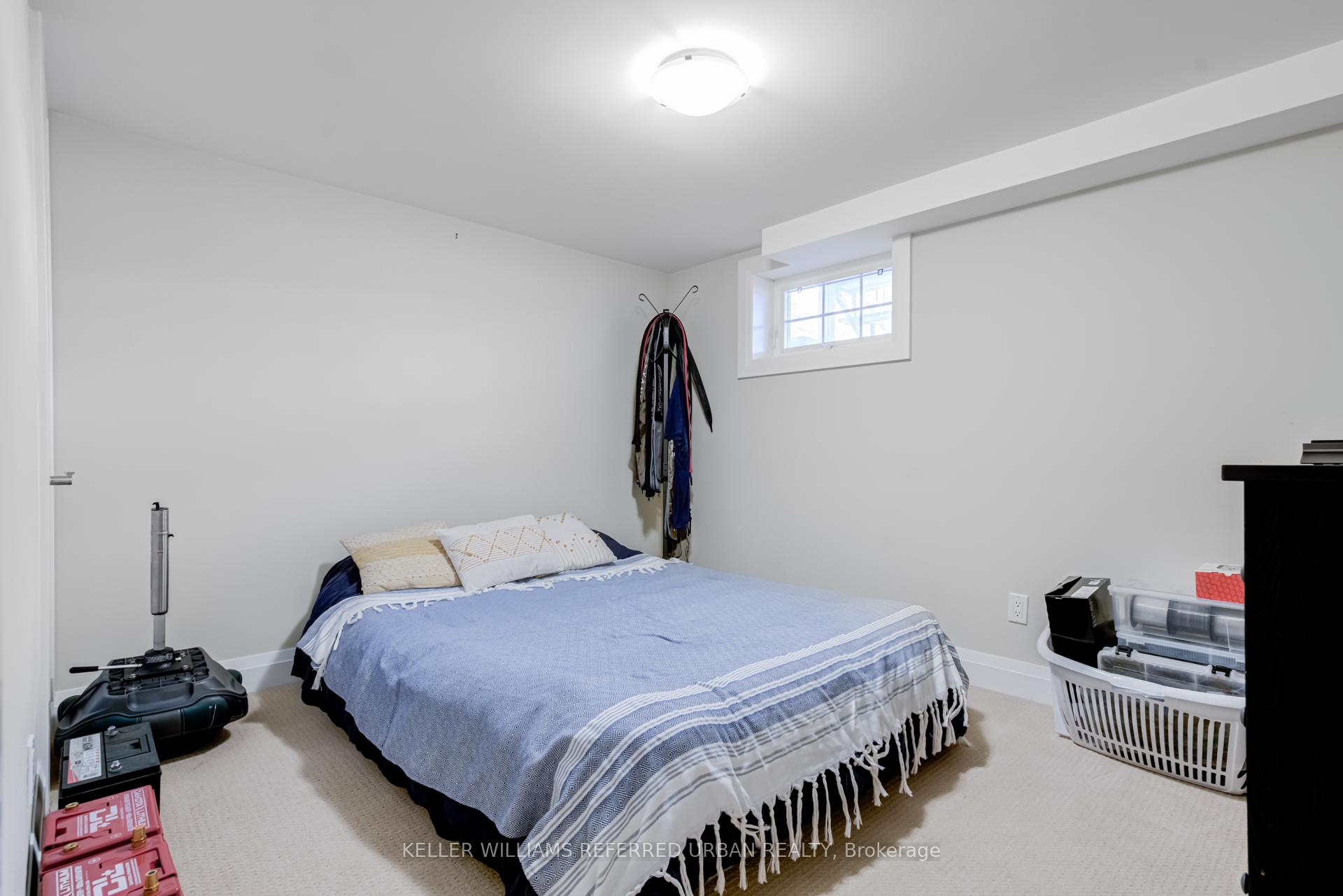 Photo 33 of 251 Sheldon Avenue, Etobicoke, Alderwood — HOMEH