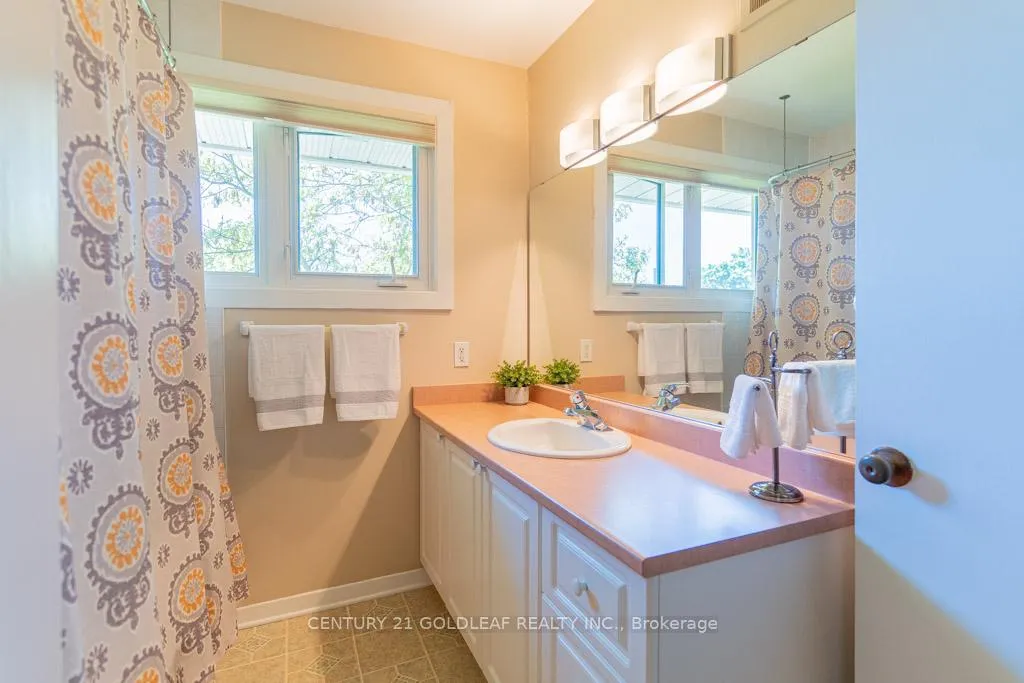 Photo 82 of 1536 Caton Street, Ottawa, Alta Vista/Faircrest Heights — HOMEH