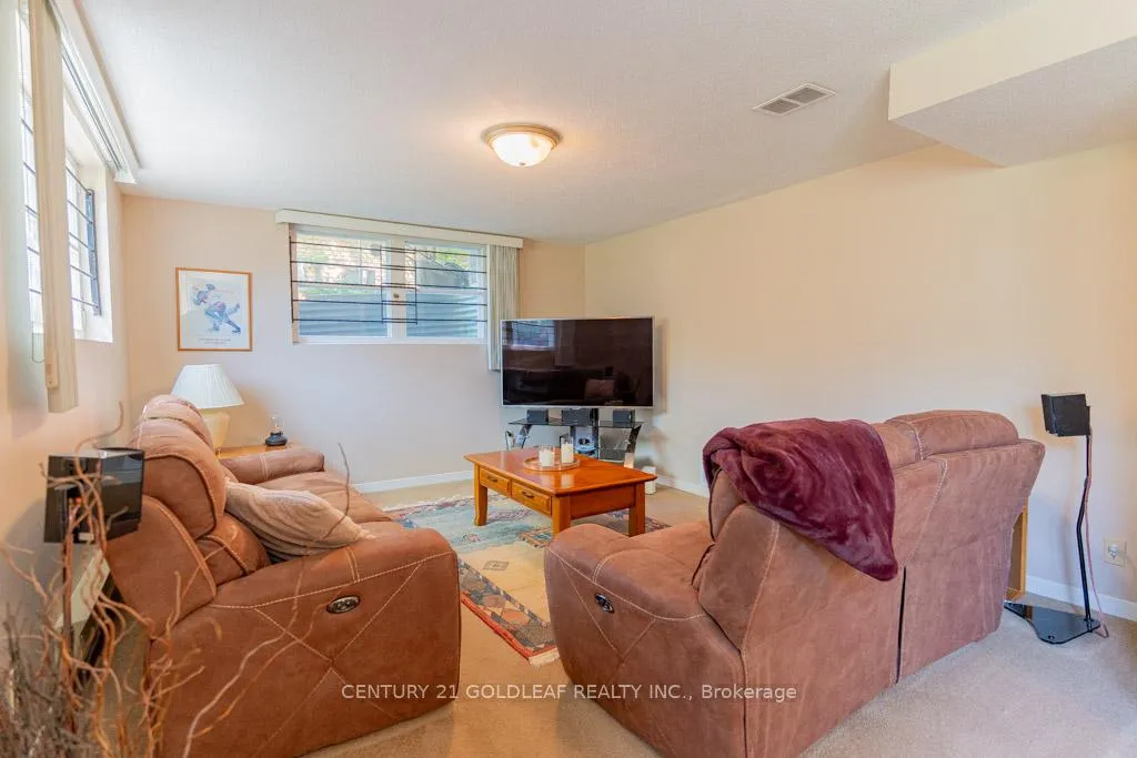 Photo 89 of 1536 Caton Street, Ottawa, Alta Vista/Faircrest Heights — HOMEH
