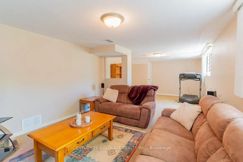 Photo 94 of 1536 Caton Street, Ottawa, Alta Vista/Faircrest Heights — HOMEH
