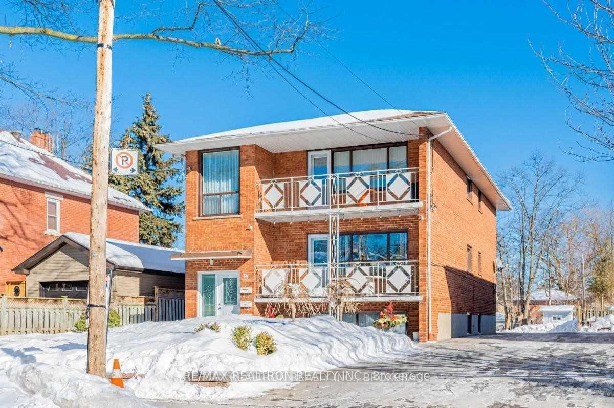 Photo 2 of 33 Long Branch Avenue, Etobicoke, Long Branch — HOMEH