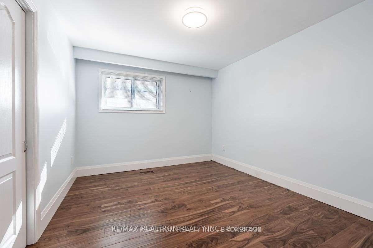 Photo 7 of 33 Long Branch Avenue, Etobicoke, Long Branch — HOMEH
