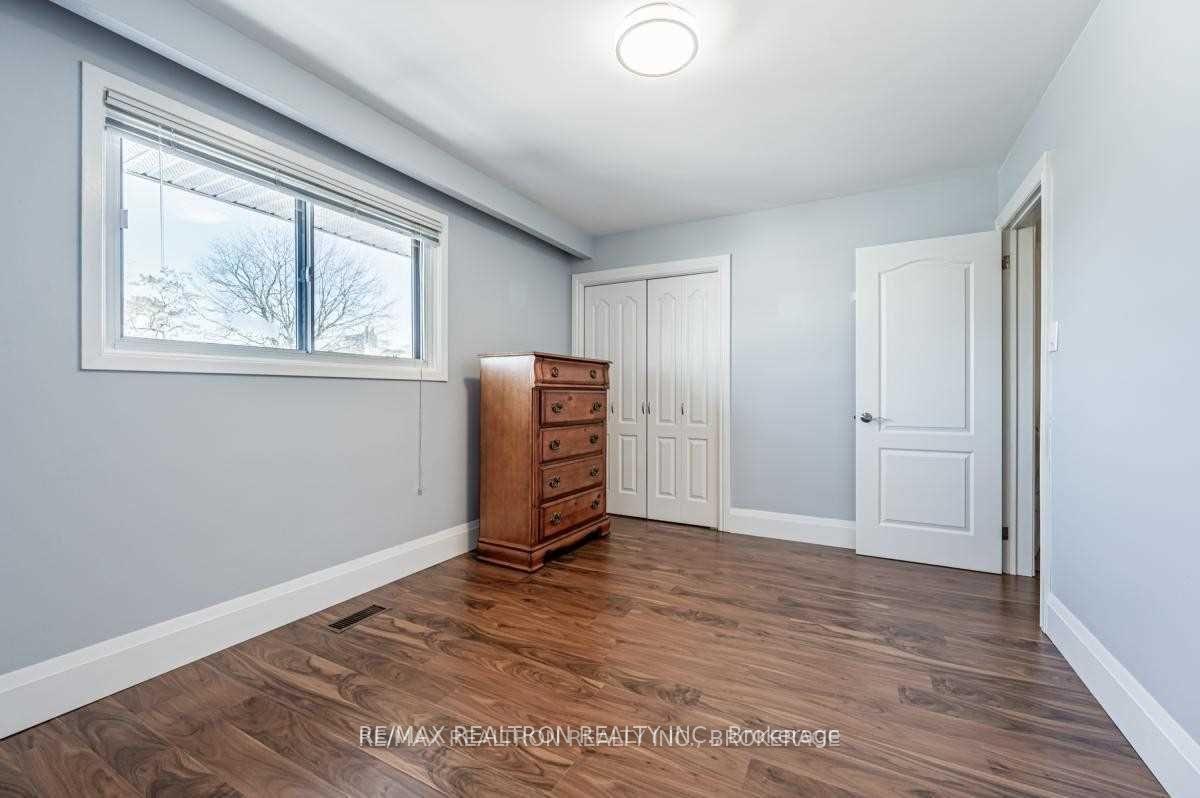 Photo 11 of 33 Long Branch Avenue, Etobicoke, Long Branch — HOMEH