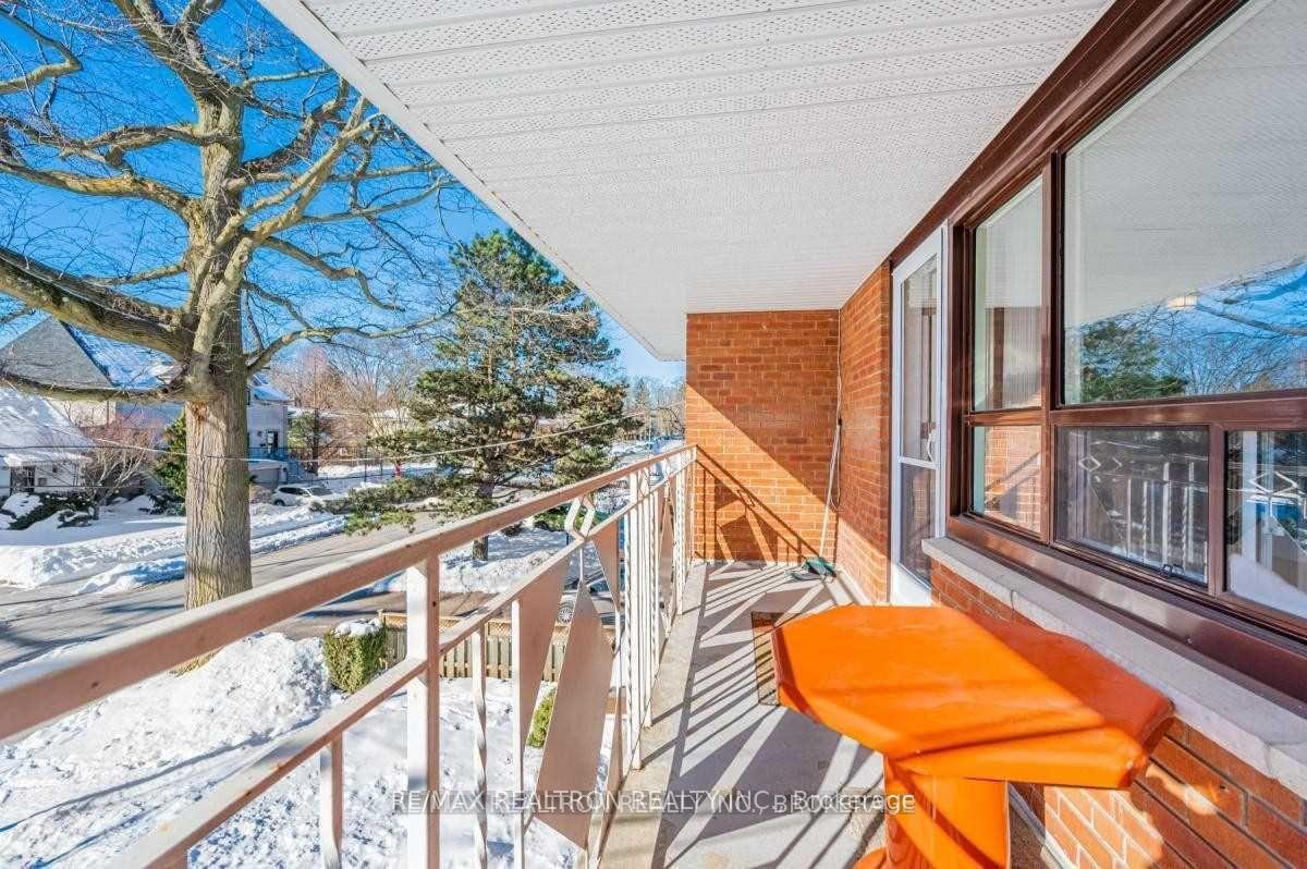 Photo 19 of 33 Long Branch Avenue, Etobicoke, Long Branch — HOMEH