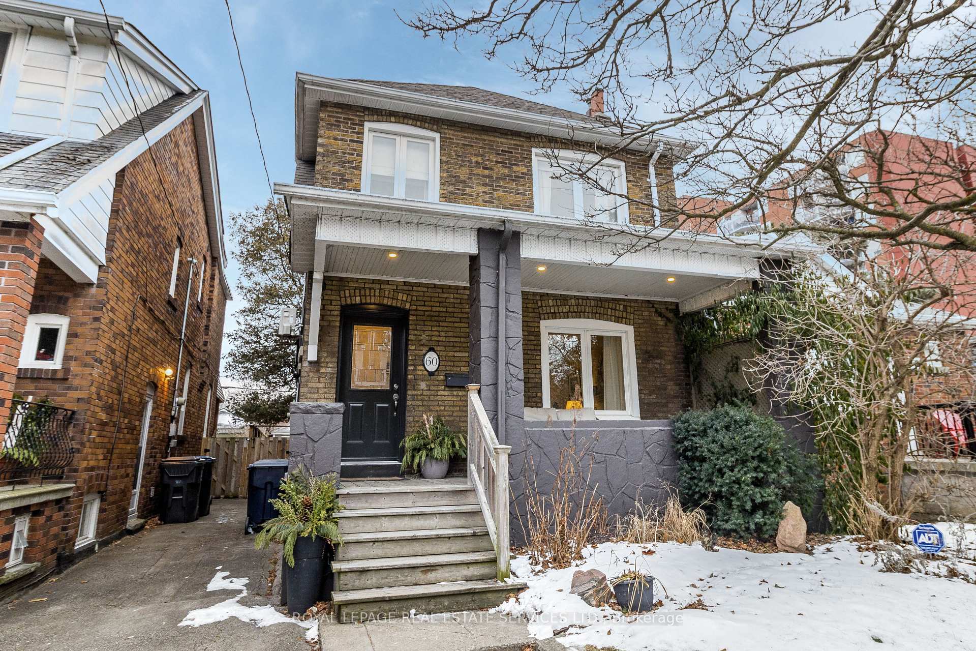 Photo 1 of 60 Third Street, Etobicoke, New Toronto — HOMEH