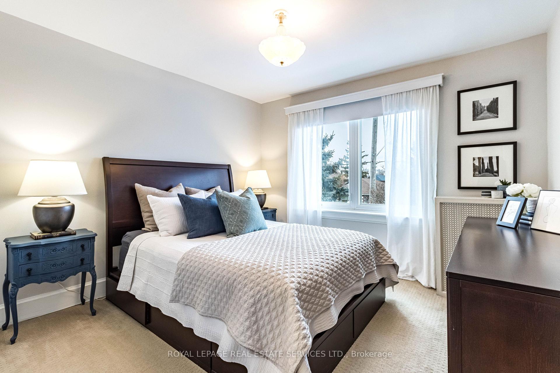 Photo 19 of 60 Third Street, Etobicoke, New Toronto — HOMEH