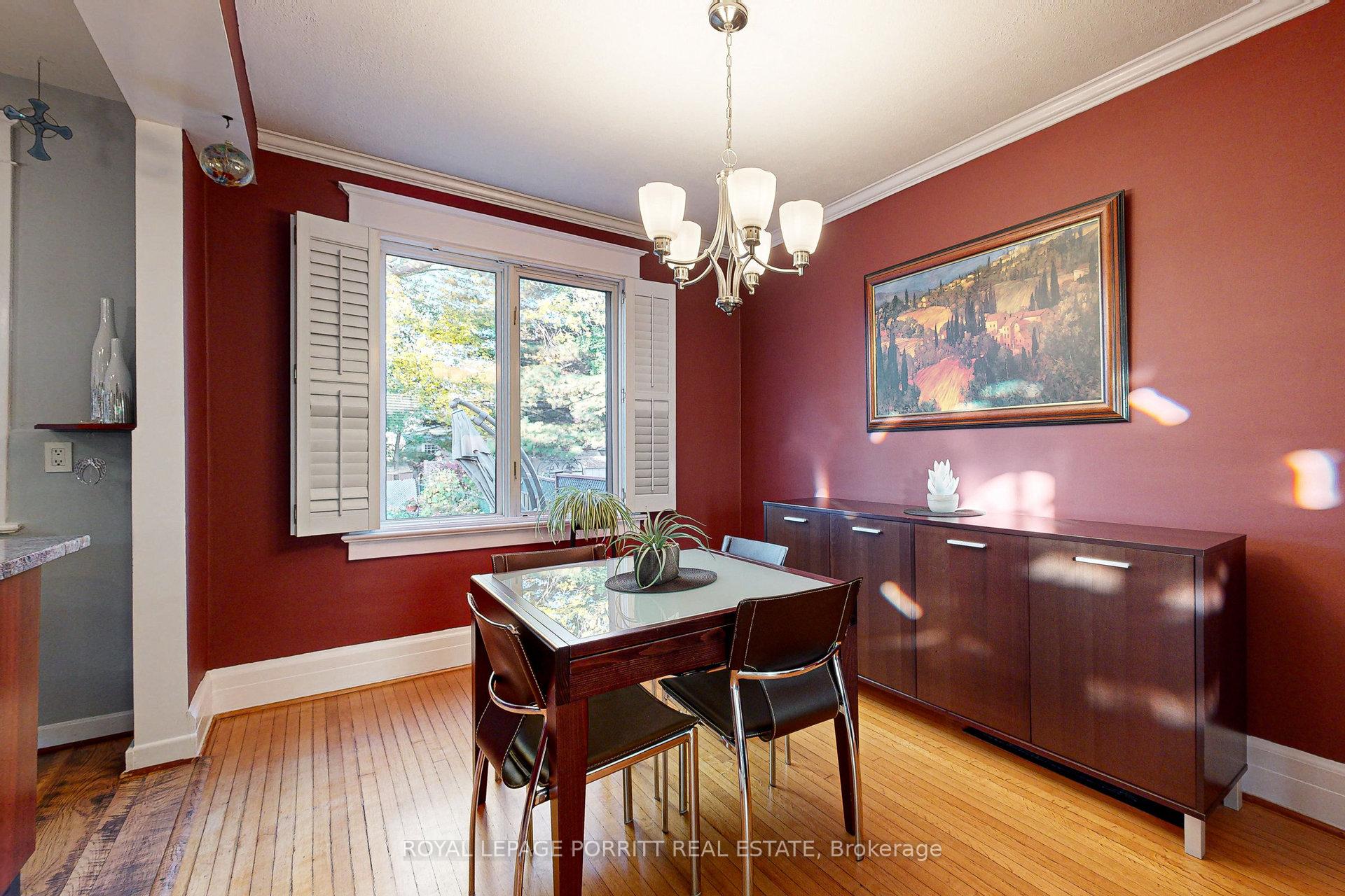 Photo 5 of 112 Fifth Street, Etobicoke, New Toronto — HOMEH