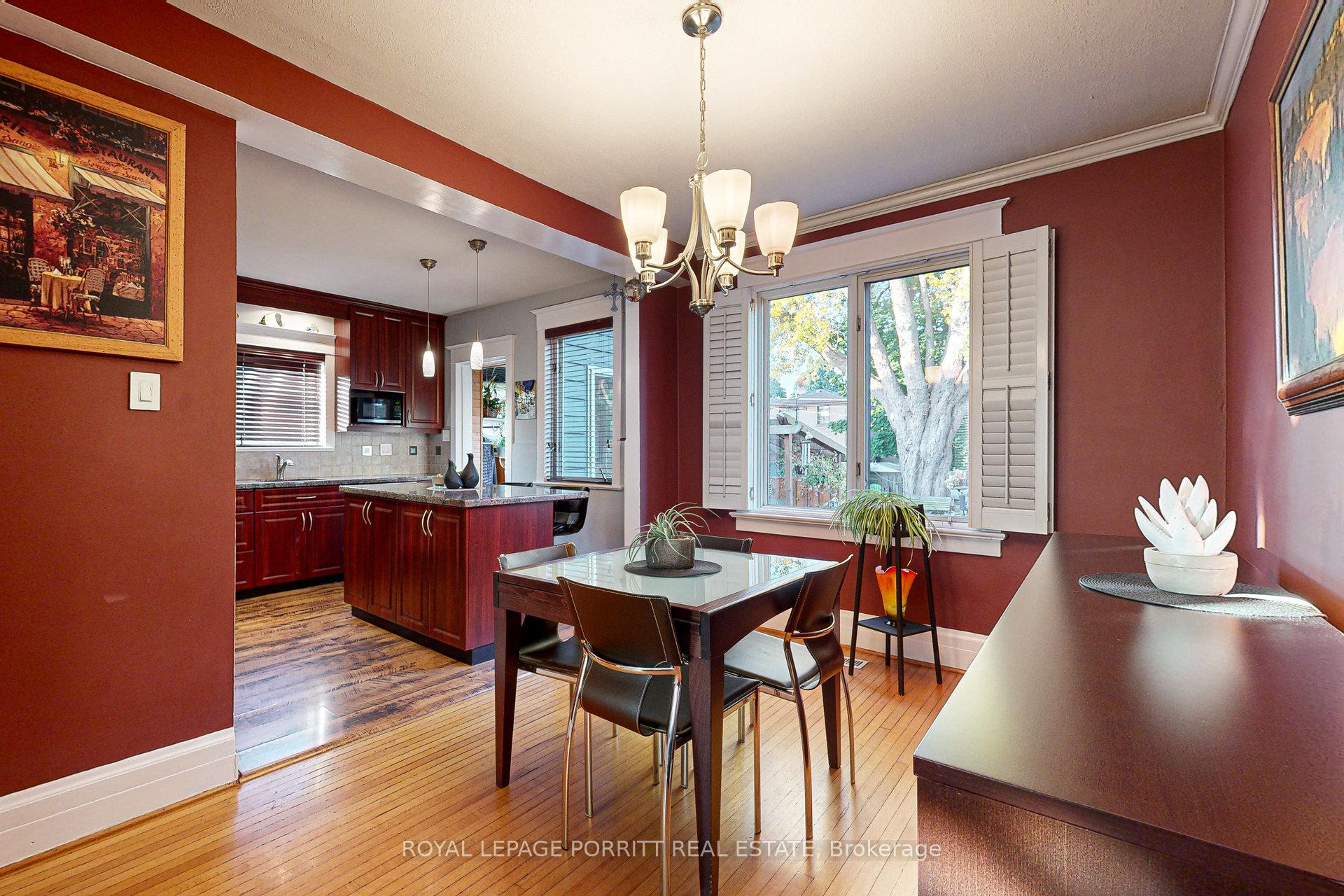 Photo 7 of 112 Fifth Street, Etobicoke, New Toronto — HOMEH