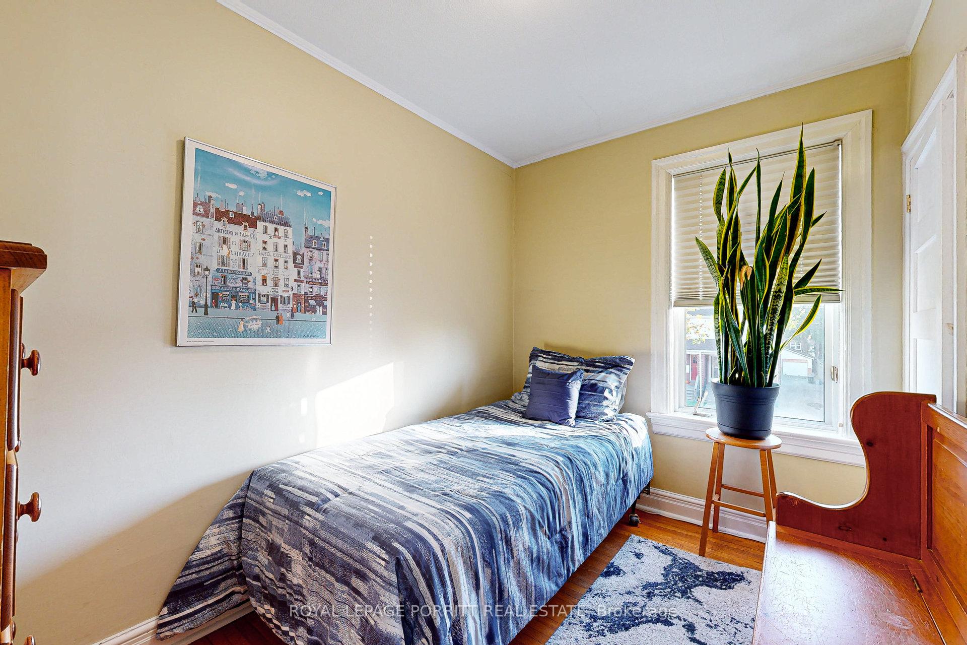 Photo 18 of 112 Fifth Street, Etobicoke, New Toronto — HOMEH