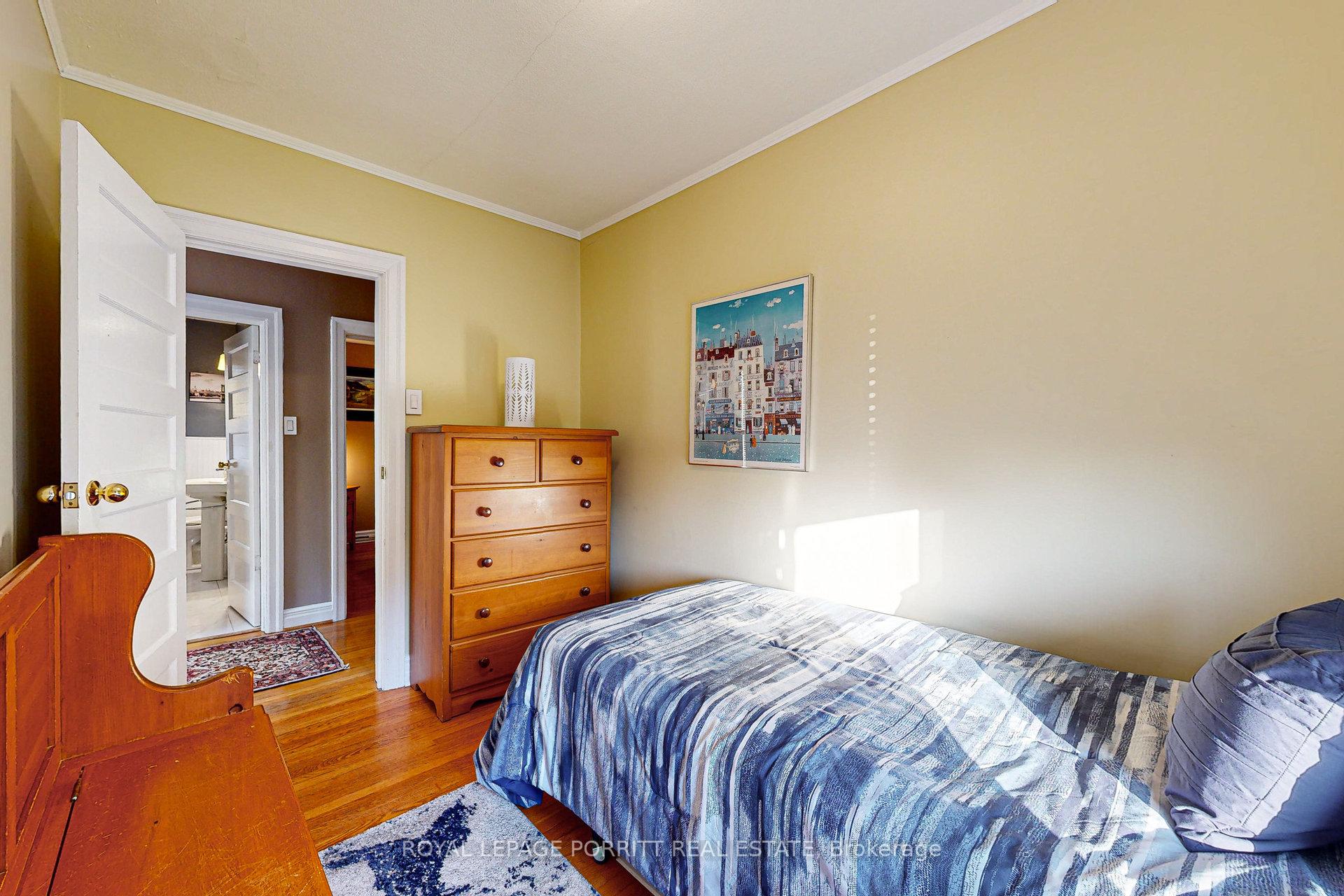 Photo 19 of 112 Fifth Street, Etobicoke, New Toronto — HOMEH
