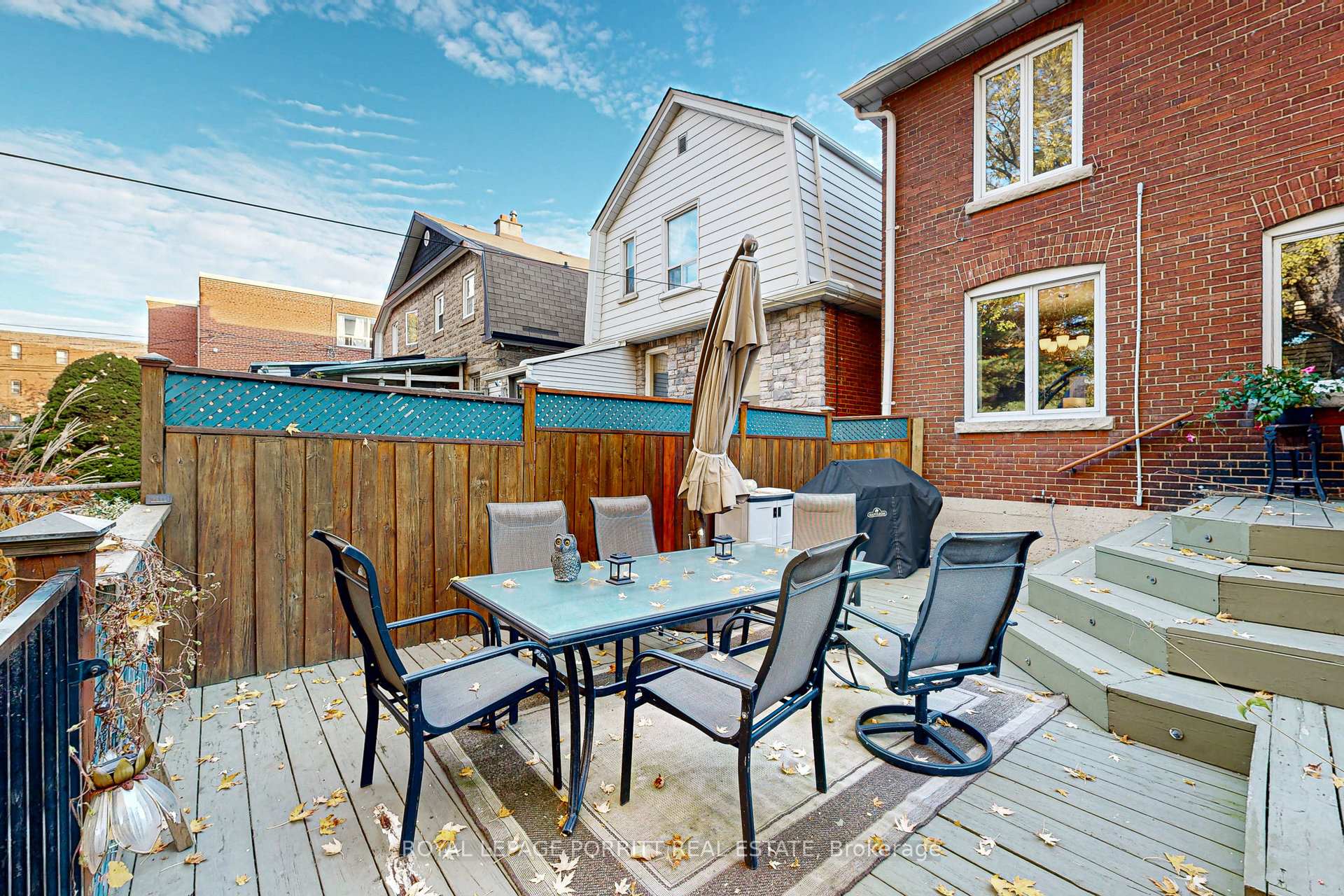Photo 32 of 112 Fifth Street, Etobicoke, New Toronto — HOMEH