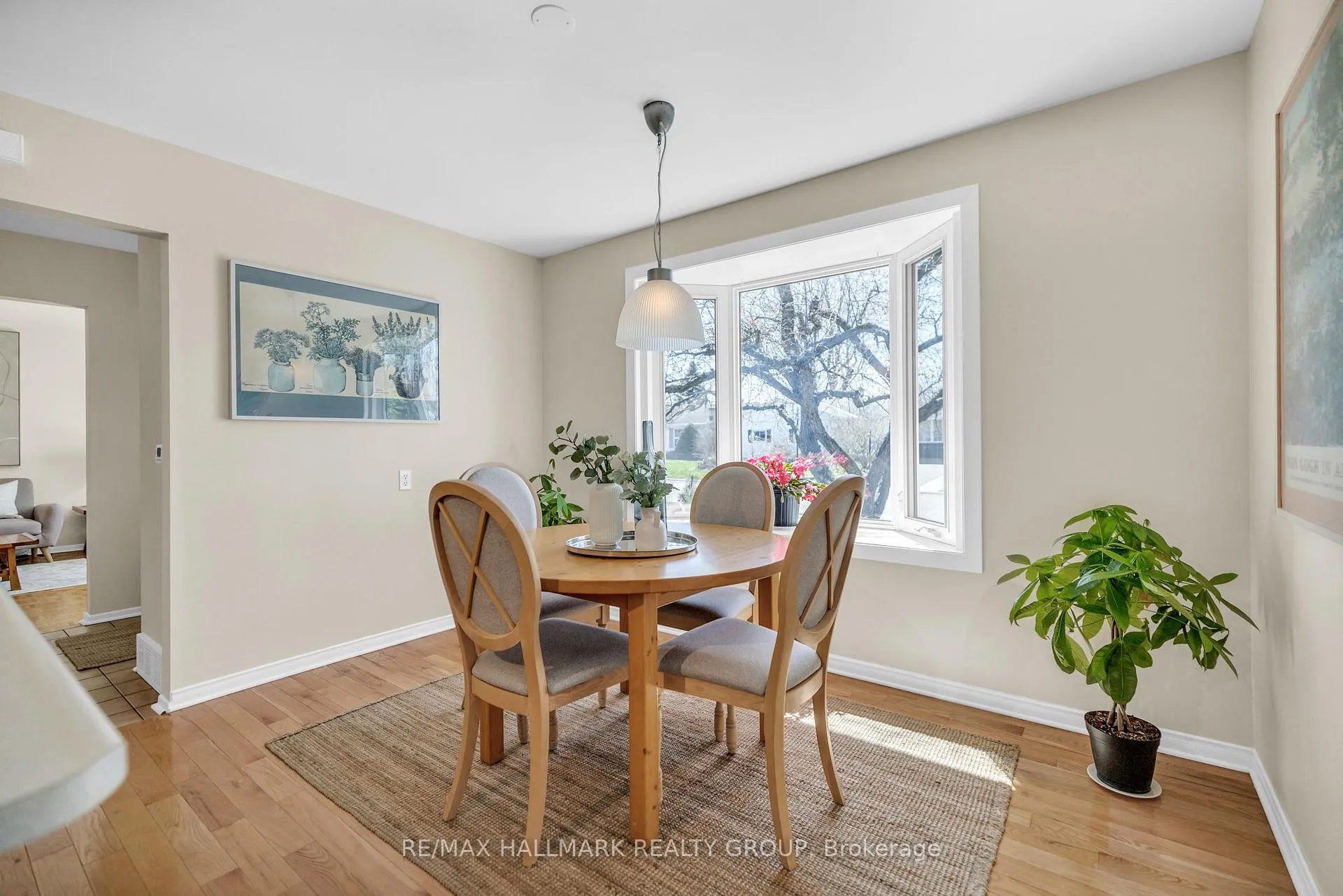 Photo 15 of 2163 Fillmore Crescent, Ottawa, Beacon Hill North — HOMEH