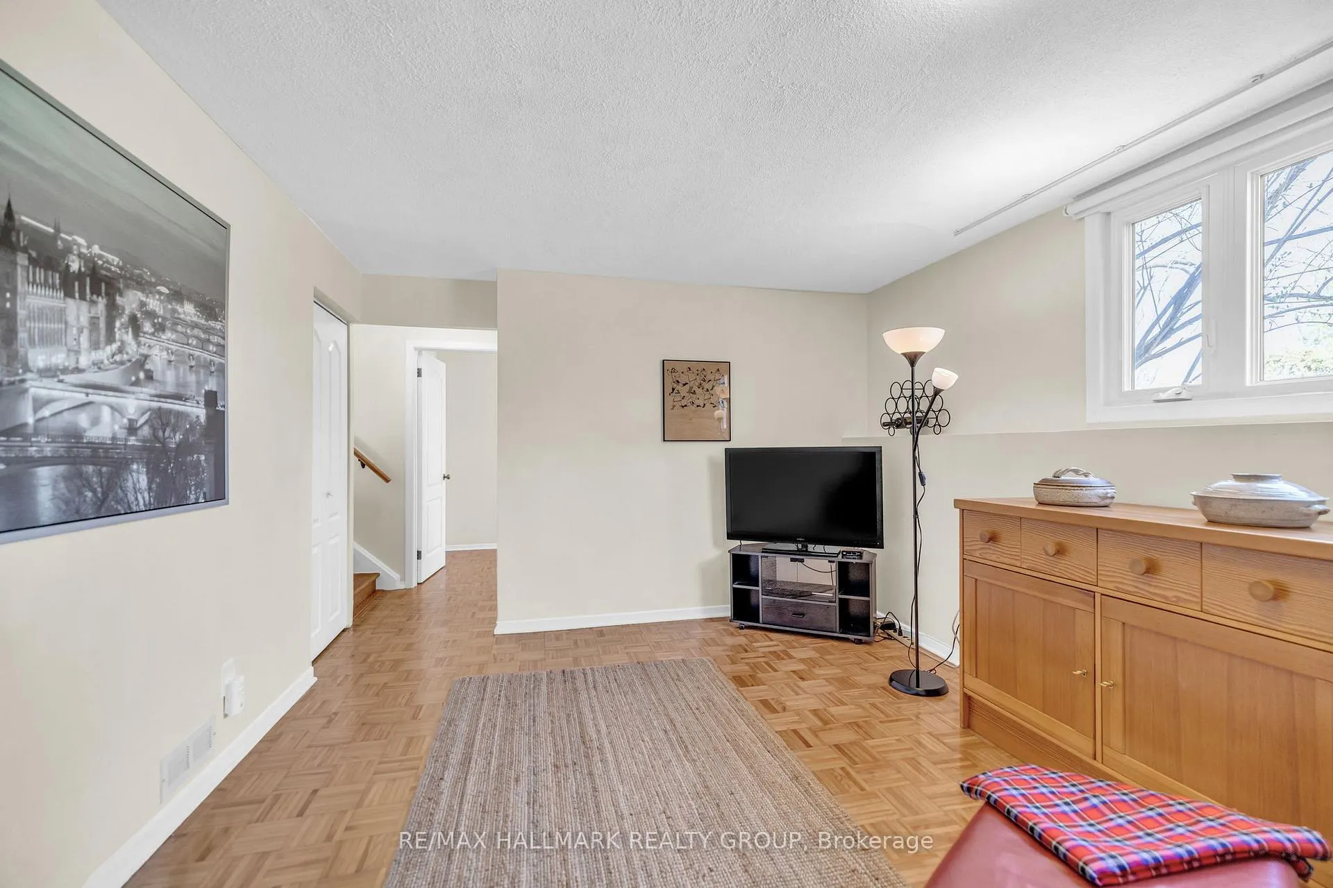 Photo 21 of 2163 Fillmore Crescent, Ottawa, Beacon Hill North — HOMEH