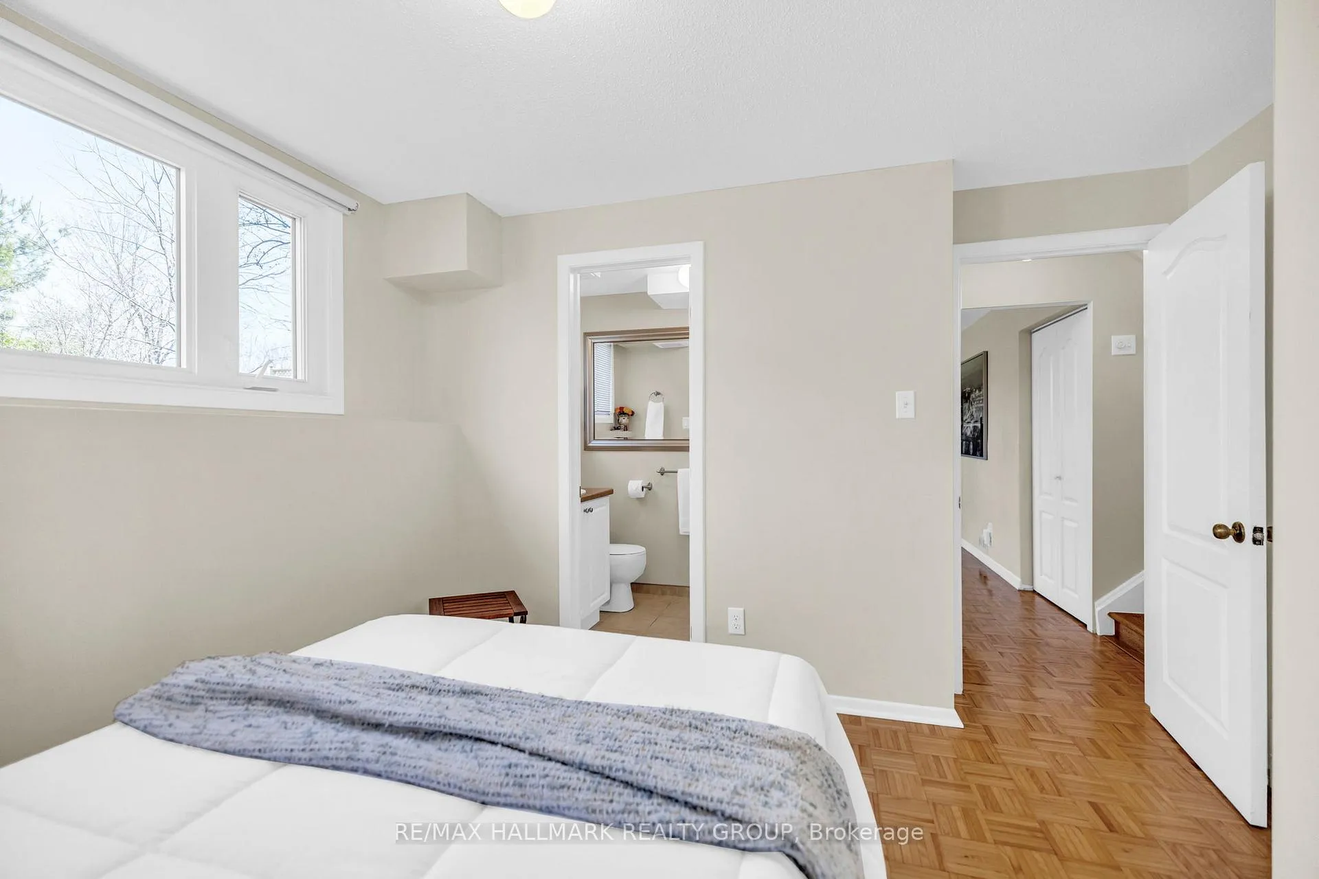 Photo 23 of 2163 Fillmore Crescent, Ottawa, Beacon Hill North — HOMEH