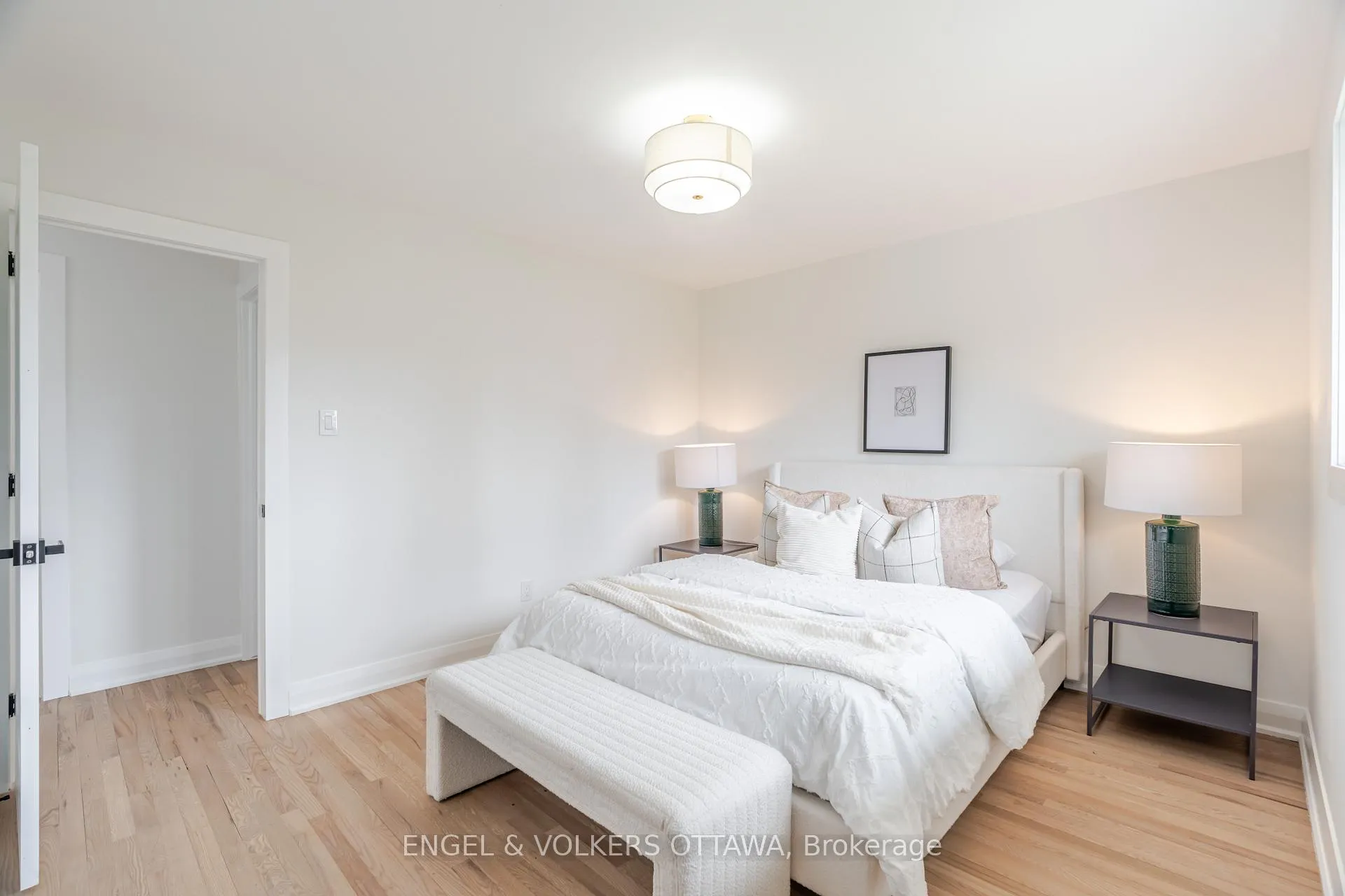 Photo 155 of 18 Dante Avenue, Ottawa, Lynwood Village — HOMEH