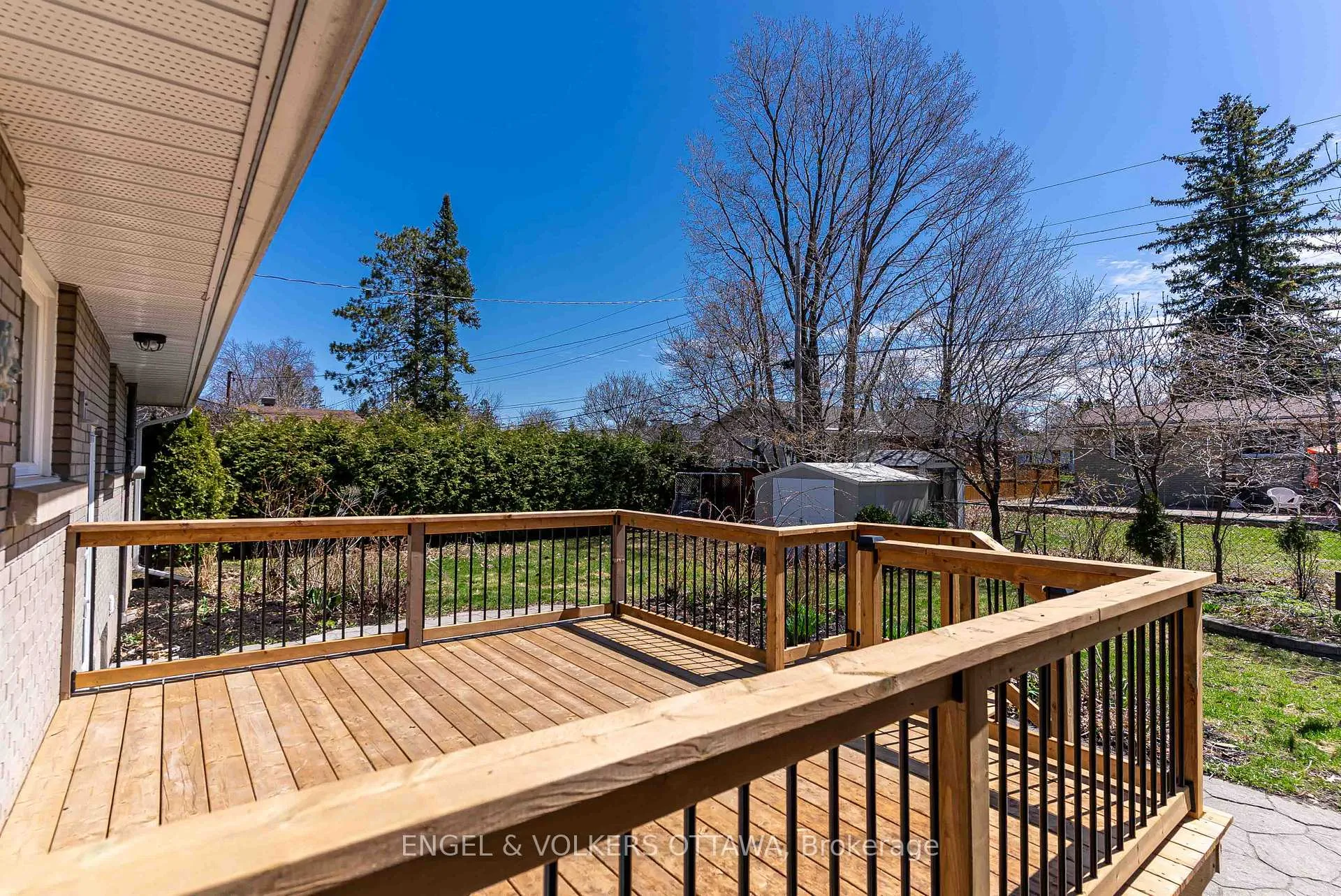 Photo 309 of 18 Dante Avenue, Ottawa, Lynwood Village — HOMEH