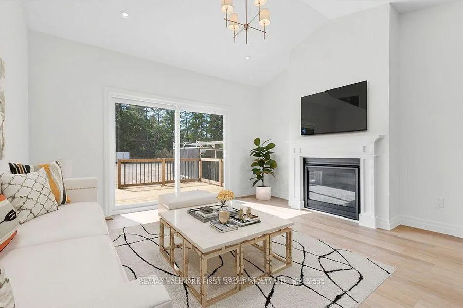 Photo 6 of 161 Pomeroy Avenue, Tweed, Tweed (Village) — HOMEH