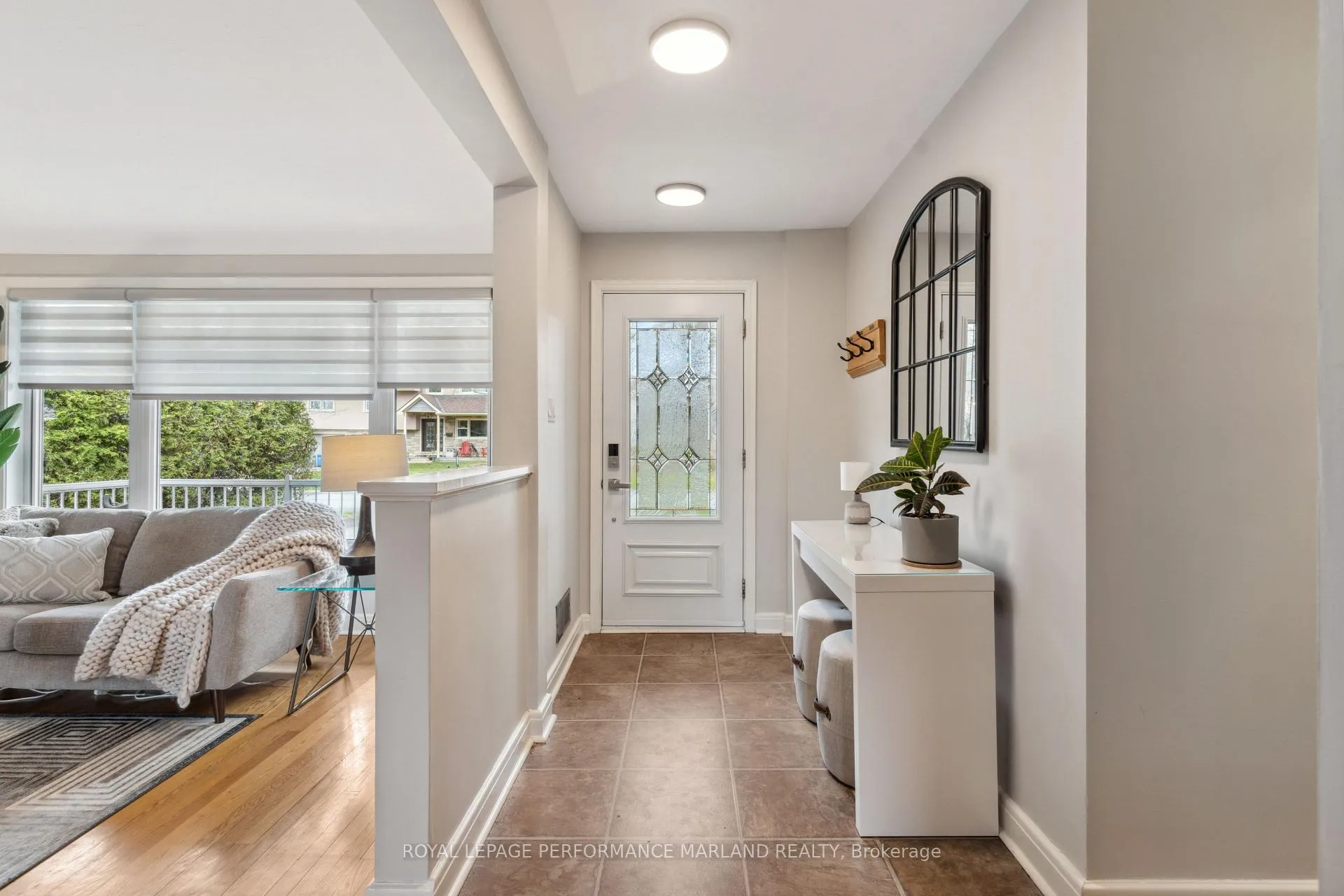 Photo 17 of 2075 Woodcrest Road, Ottawa, Alta Vista/Faircrest Heights — HOMEH