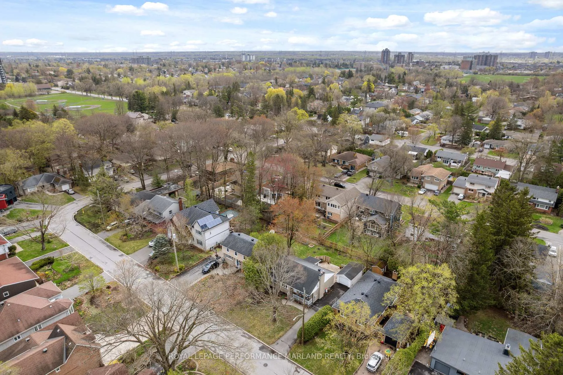 Photo 315 of 2075 Woodcrest Road, Ottawa, Alta Vista/Faircrest Heights — HOMEH