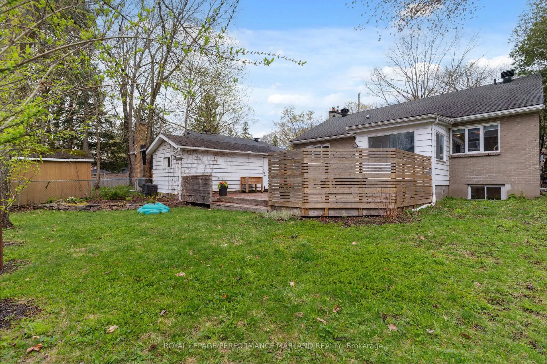 Photo 325 of 2075 Woodcrest Road, Ottawa, Alta Vista/Faircrest Heights — HOMEH