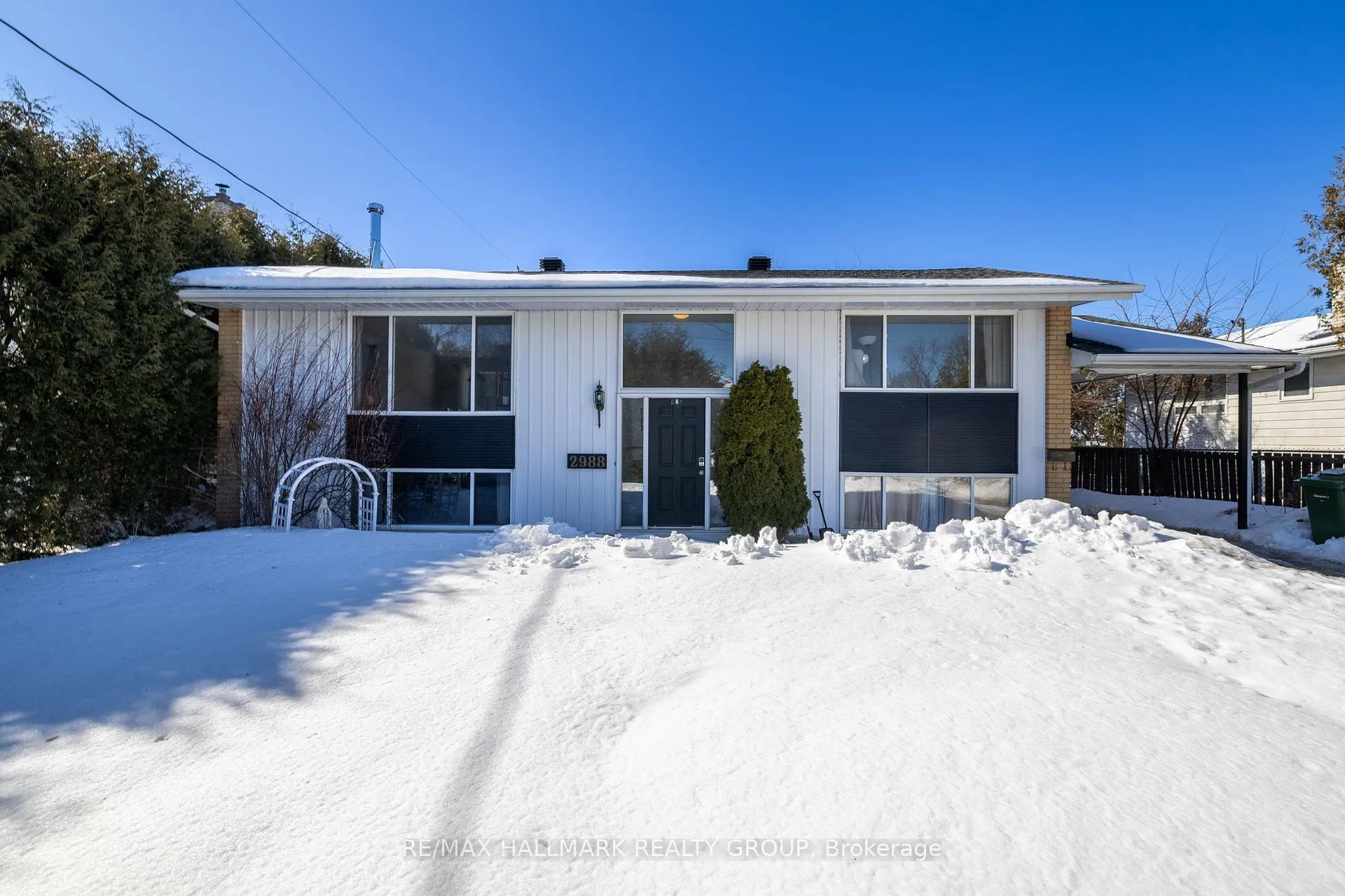 Photo 10 of 2988 Mccarthy Road, Ottawa, Riverside Park South — HOMEH