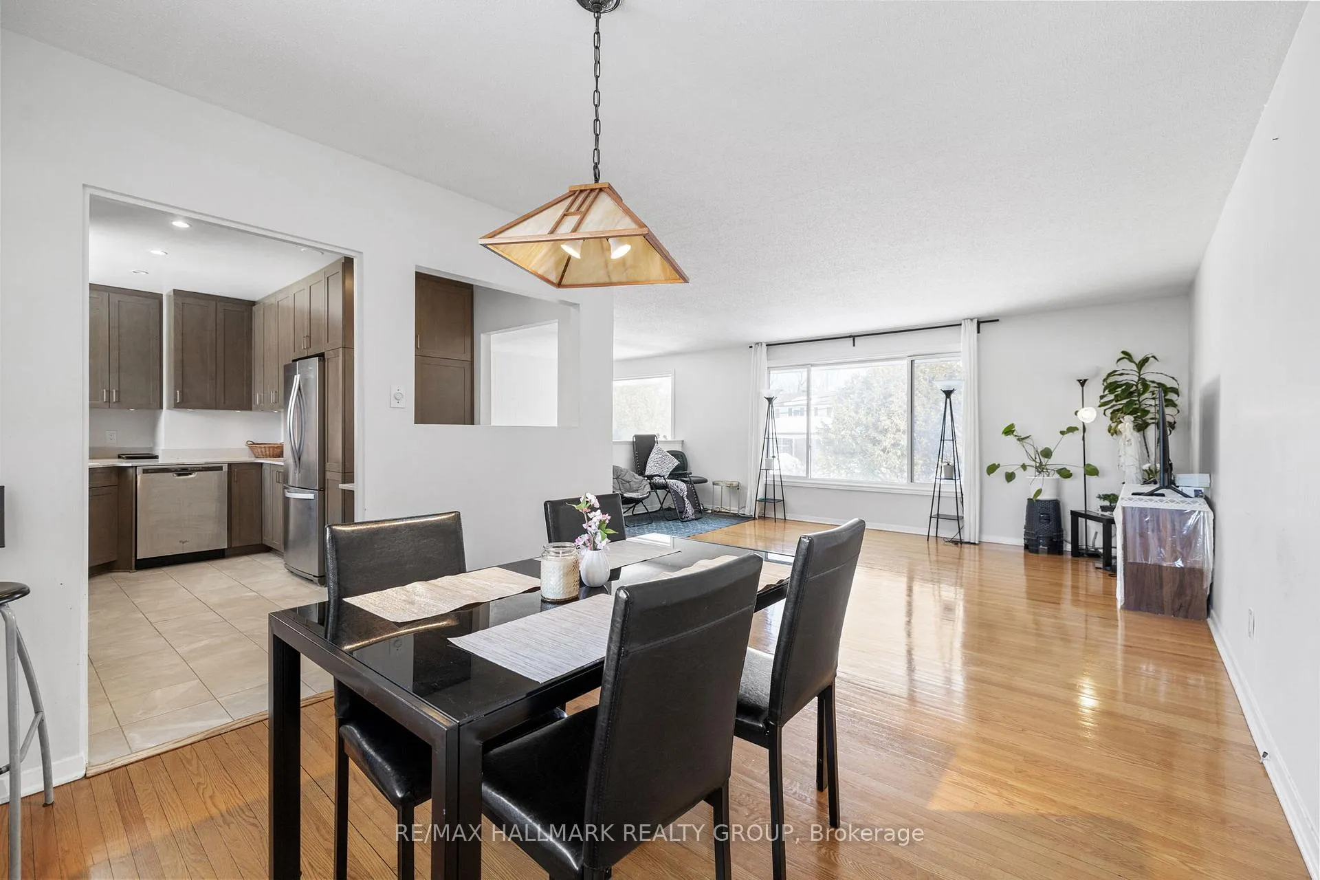 Photo 71 of 2988 Mccarthy Road, Ottawa, Riverside Park South — HOMEH