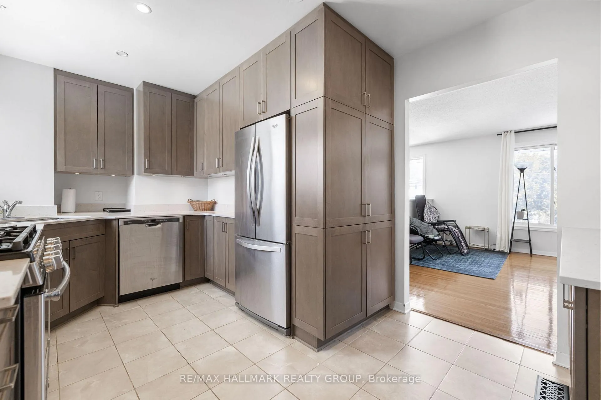 Photo 99 of 2988 Mccarthy Road, Ottawa, Riverside Park South — HOMEH