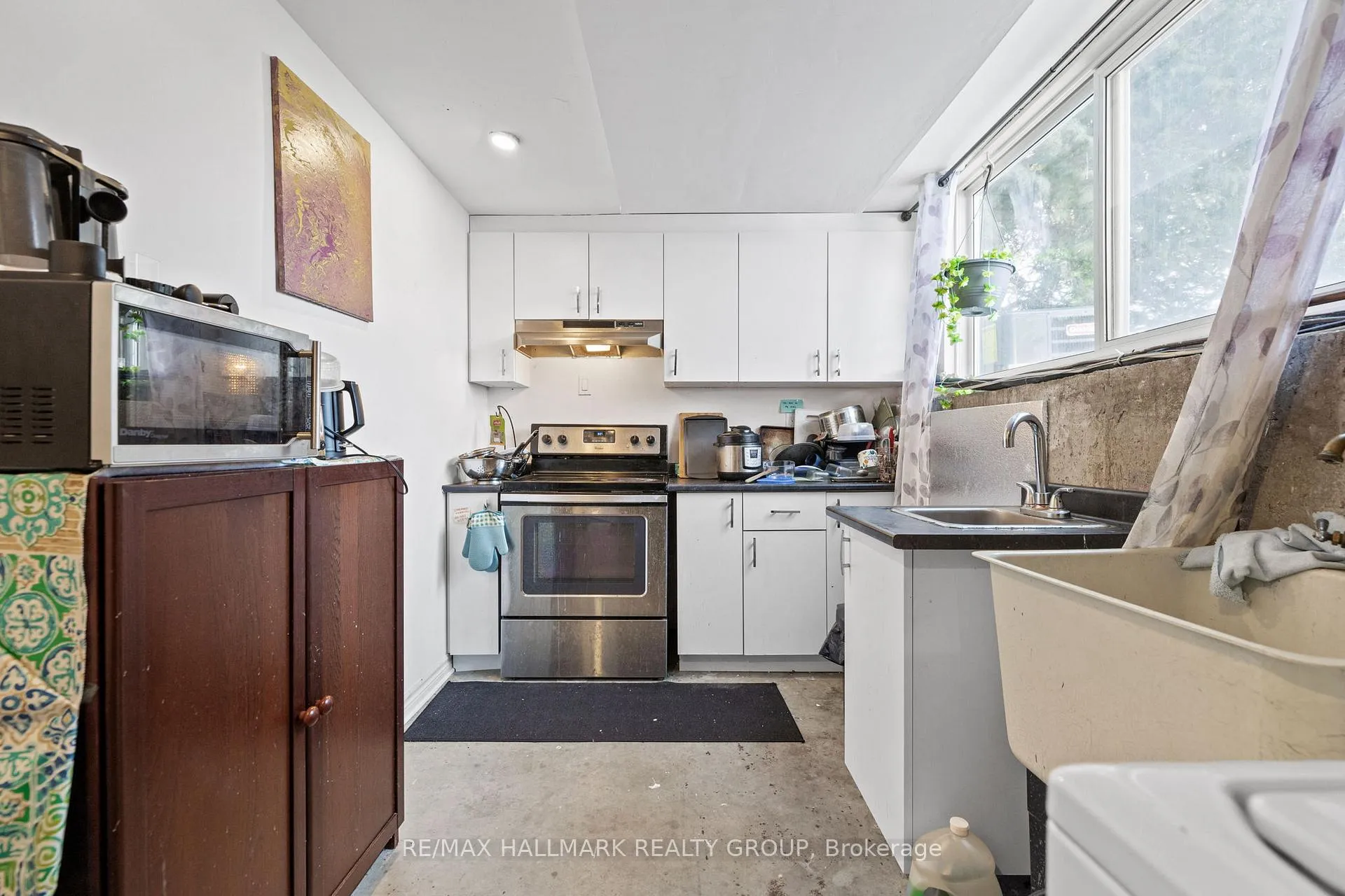 Photo 268 of 2988 Mccarthy Road, Ottawa, Riverside Park South — HOMEH