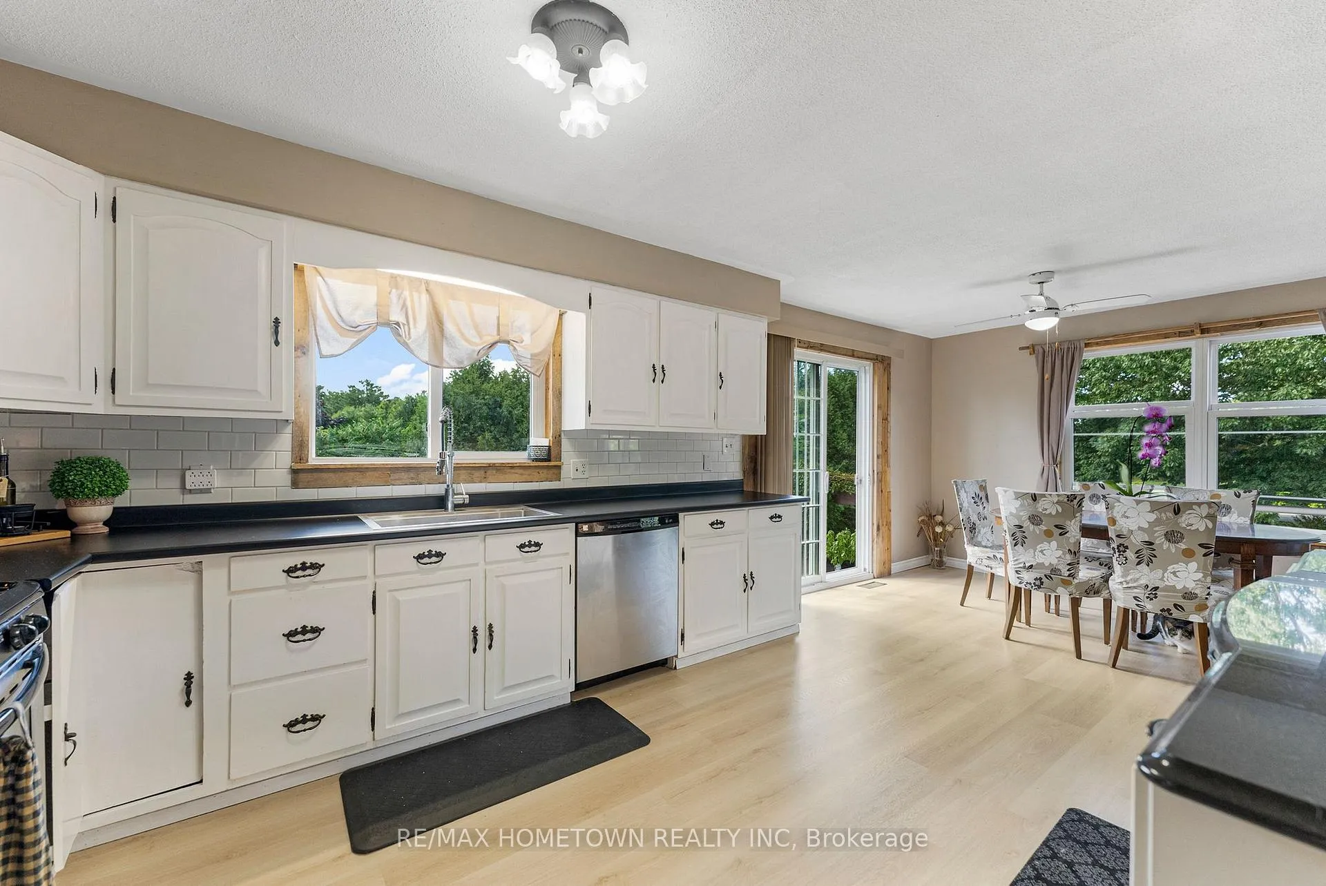 Photo 106 of 577 County Park Road, Athens, R of Yonge & Escott Twp — HOMEH