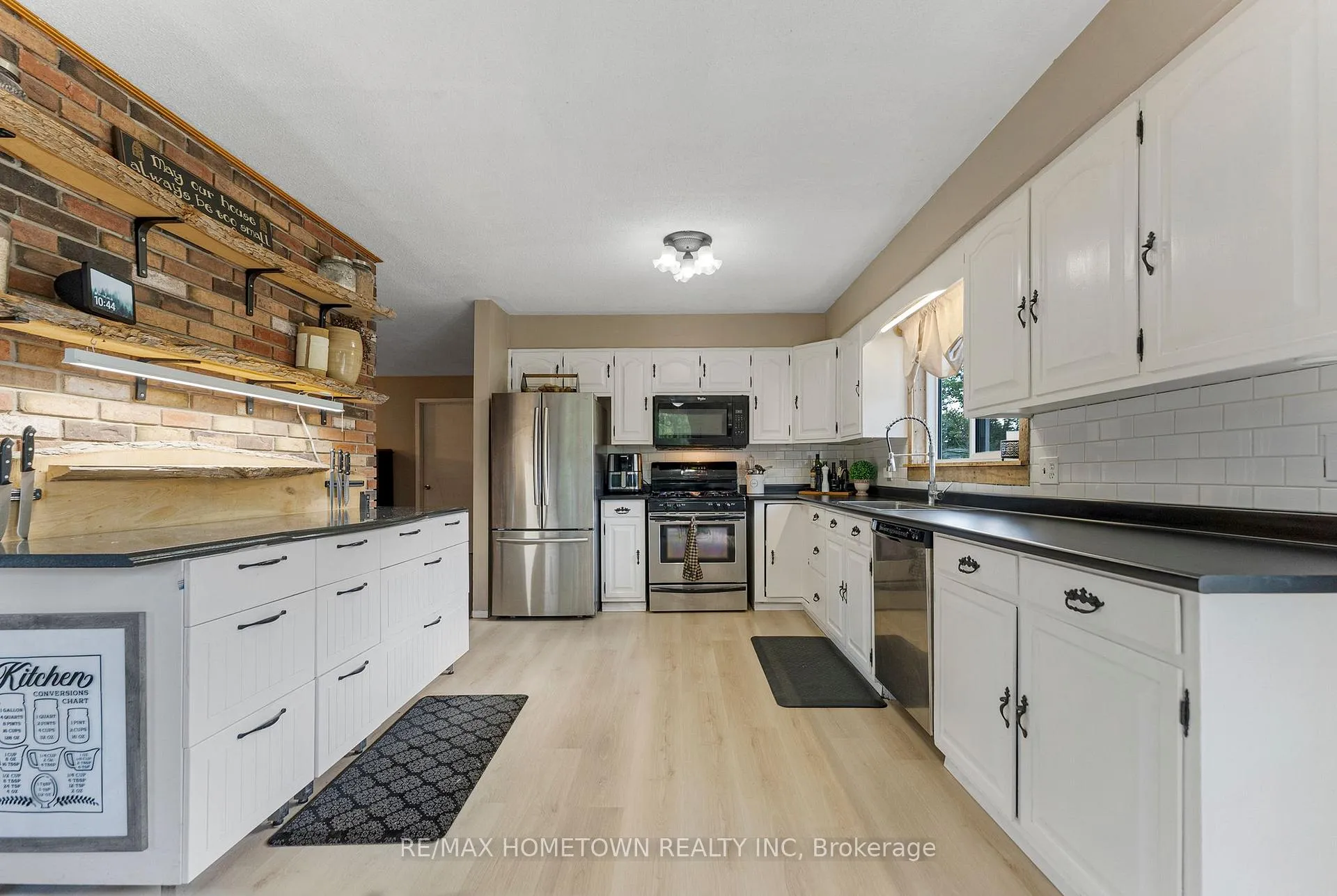 Photo 110 of 577 County Park Road, Athens, R of Yonge & Escott Twp — HOMEH