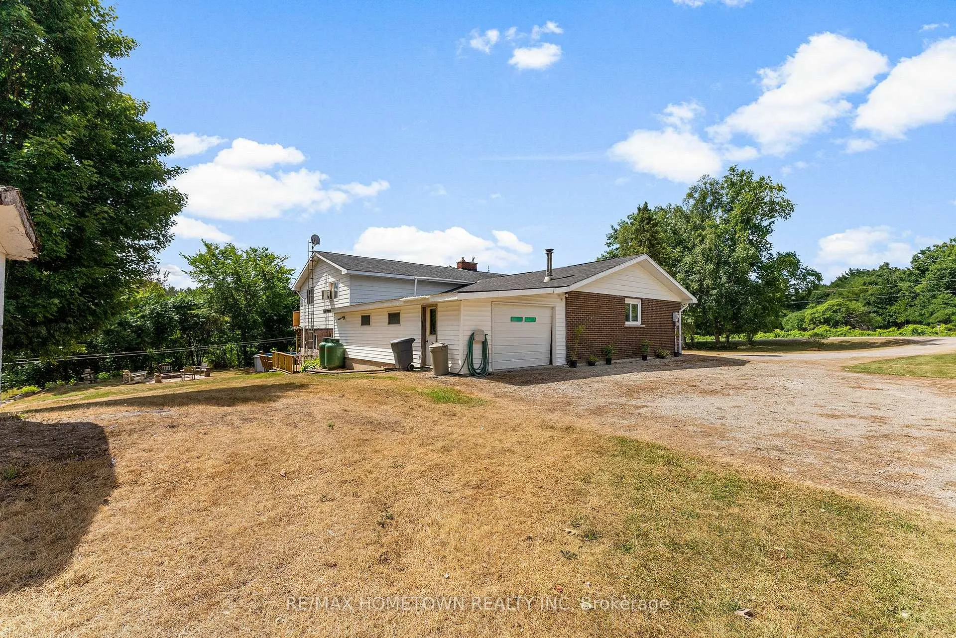 Photo 316 of 577 County Park Road, Athens, R of Yonge & Escott Twp — HOMEH