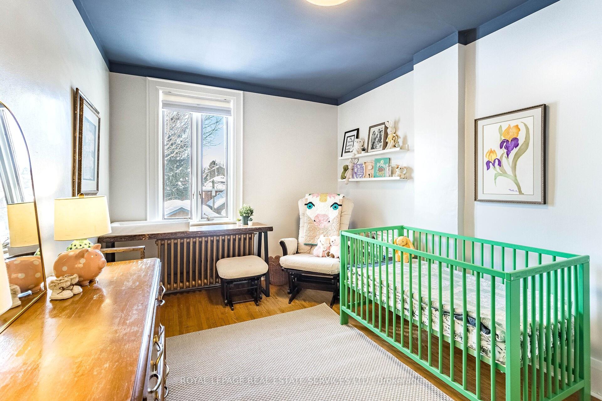 Photo 18 of 32 Third Street, Etobicoke, New Toronto — HOMEH