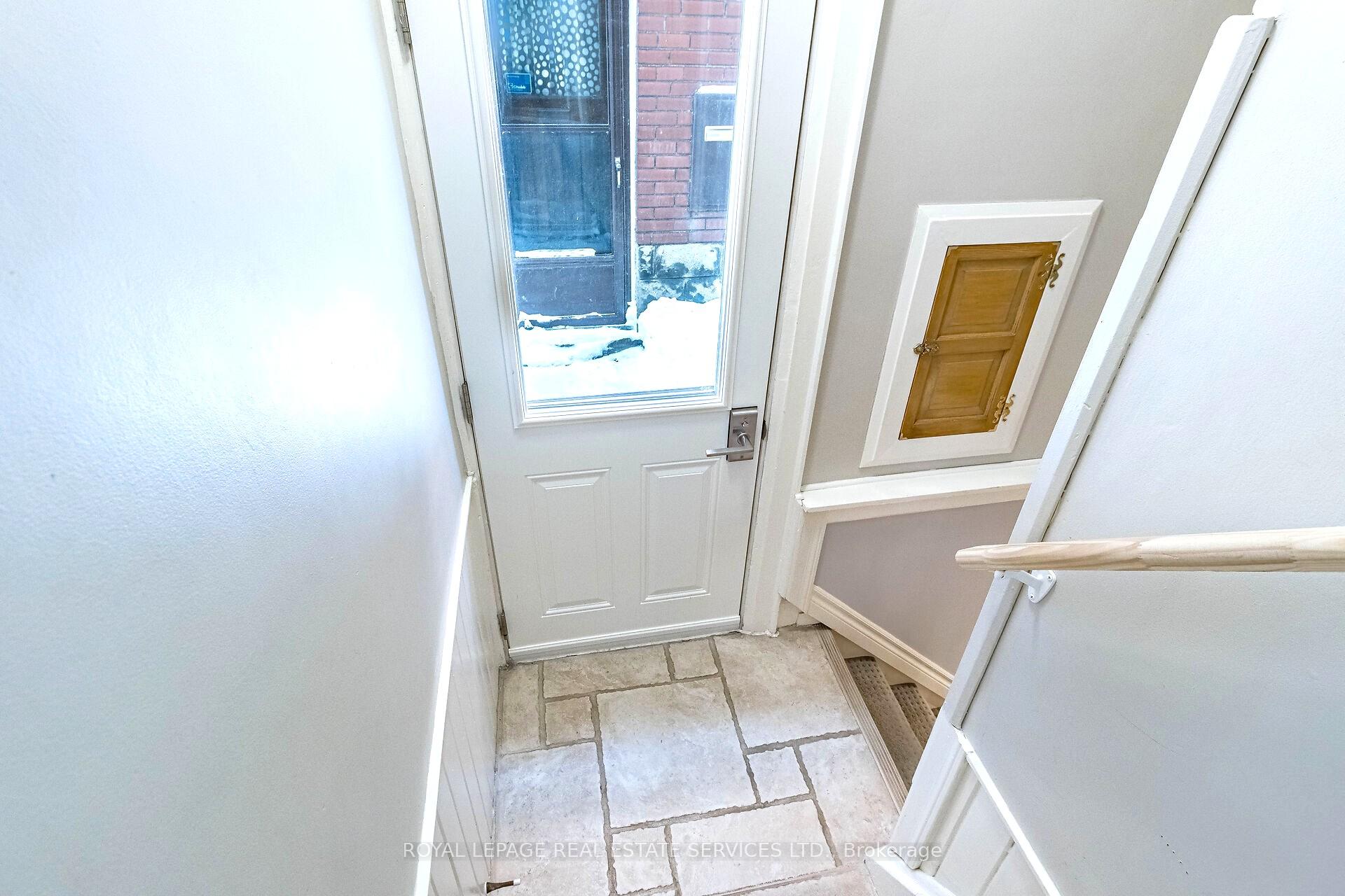 Photo 22 of 32 Third Street, Etobicoke, New Toronto — HOMEH