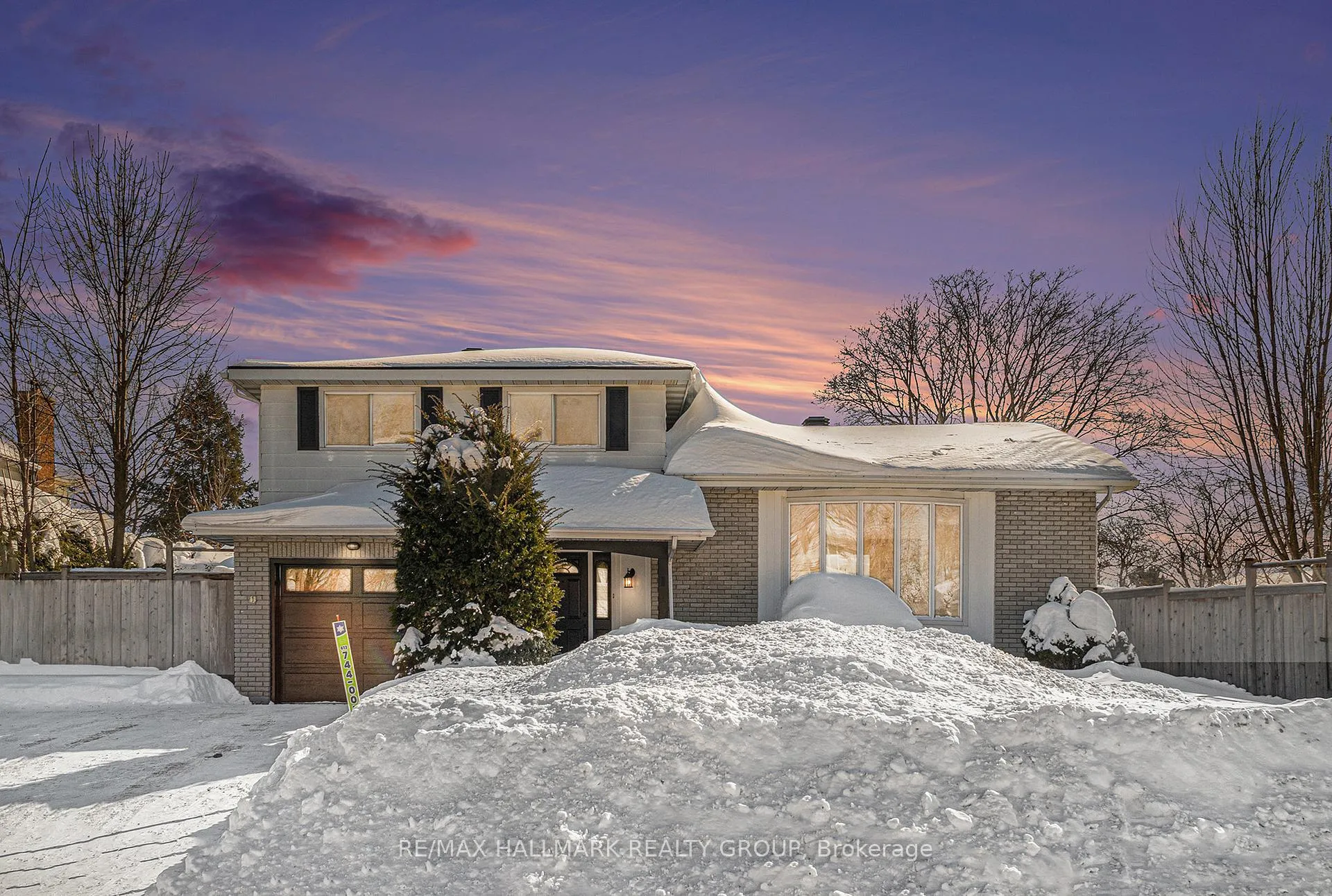 Photo 9 of 1 Silver Aspen Crescent, Ottawa, Blackburn Hamlet — HOMEH