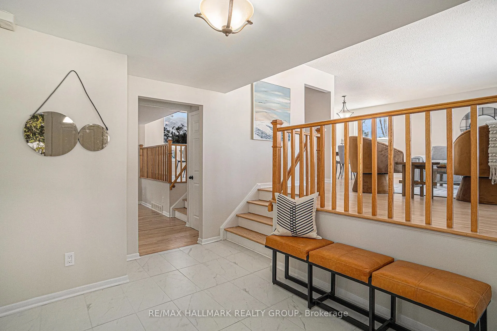 Photo 14 of 1 Silver Aspen Crescent, Ottawa, Blackburn Hamlet — HOMEH
