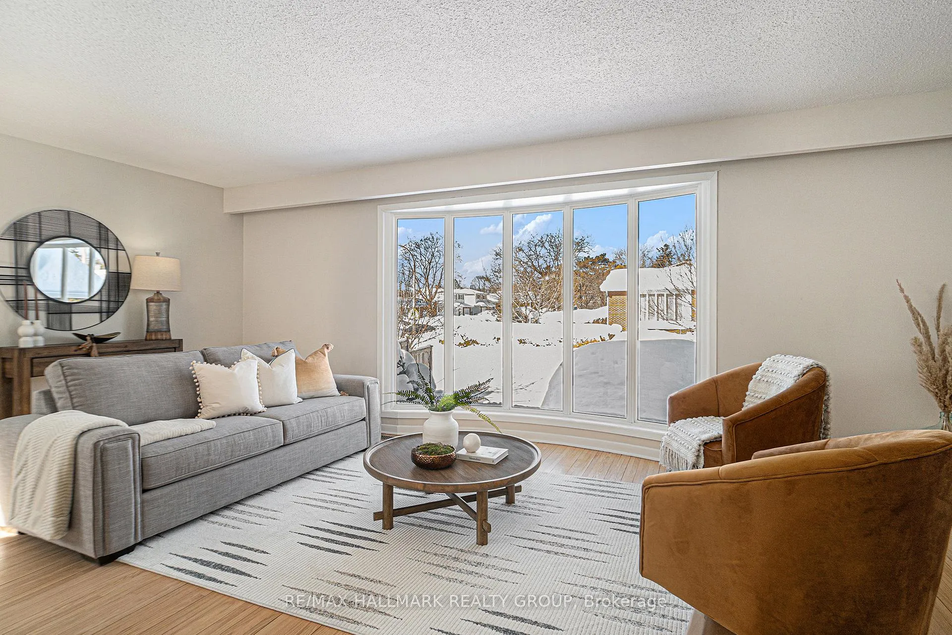 Photo 20 of 1 Silver Aspen Crescent, Ottawa, Blackburn Hamlet — HOMEH