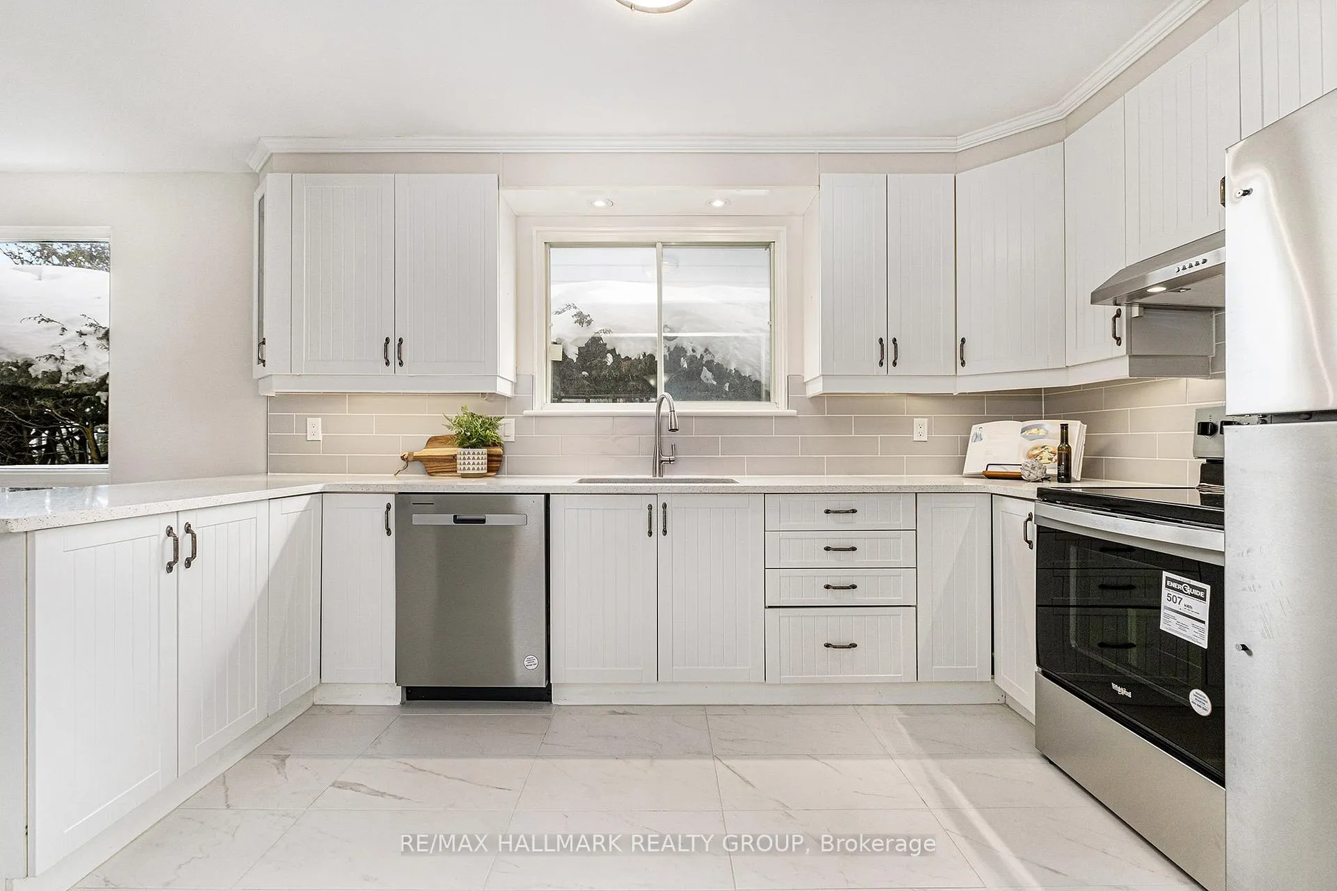 Photo 83 of 1 Silver Aspen Crescent, Ottawa, Blackburn Hamlet — HOMEH