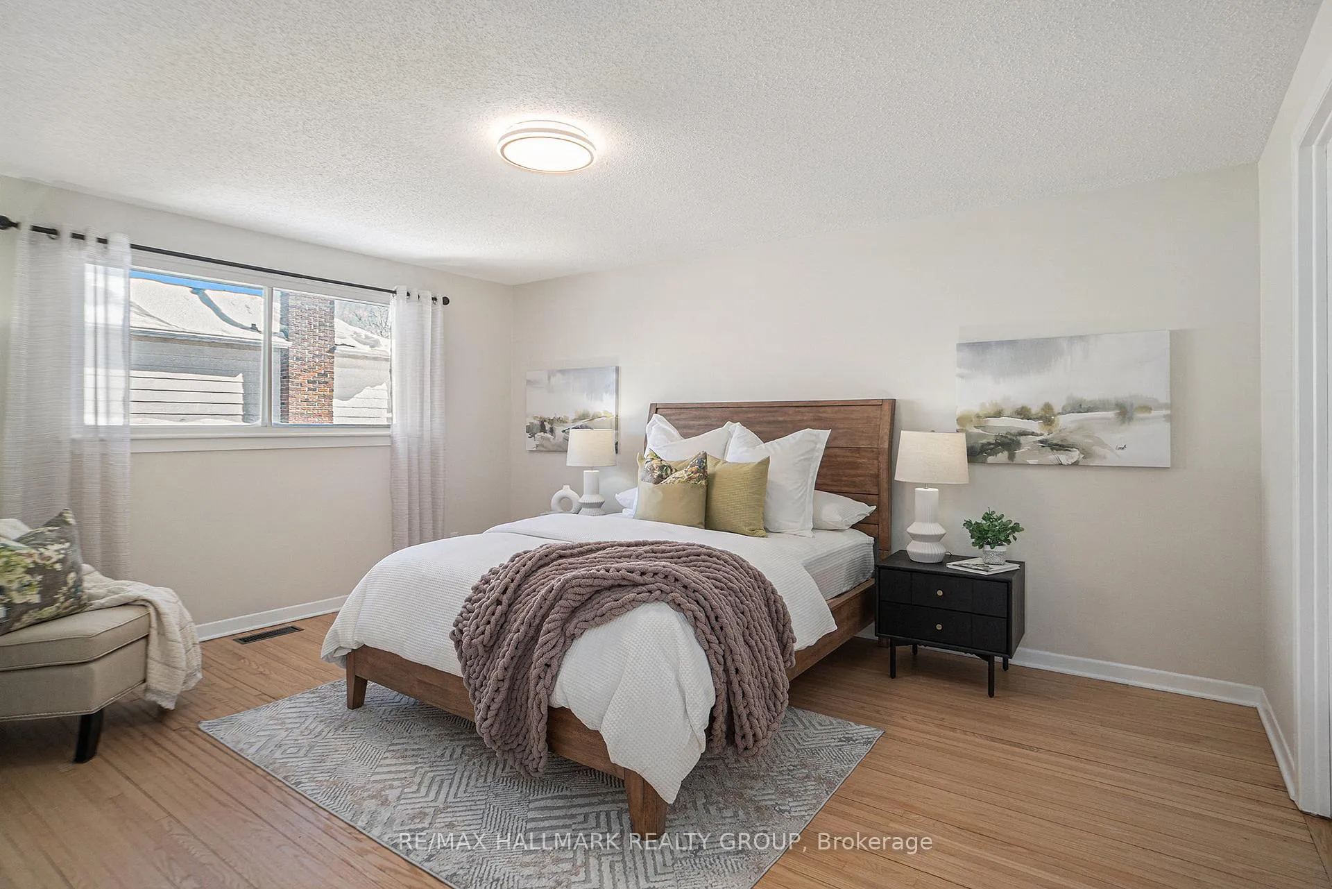 Photo 141 of 1 Silver Aspen Crescent, Ottawa, Blackburn Hamlet — HOMEH