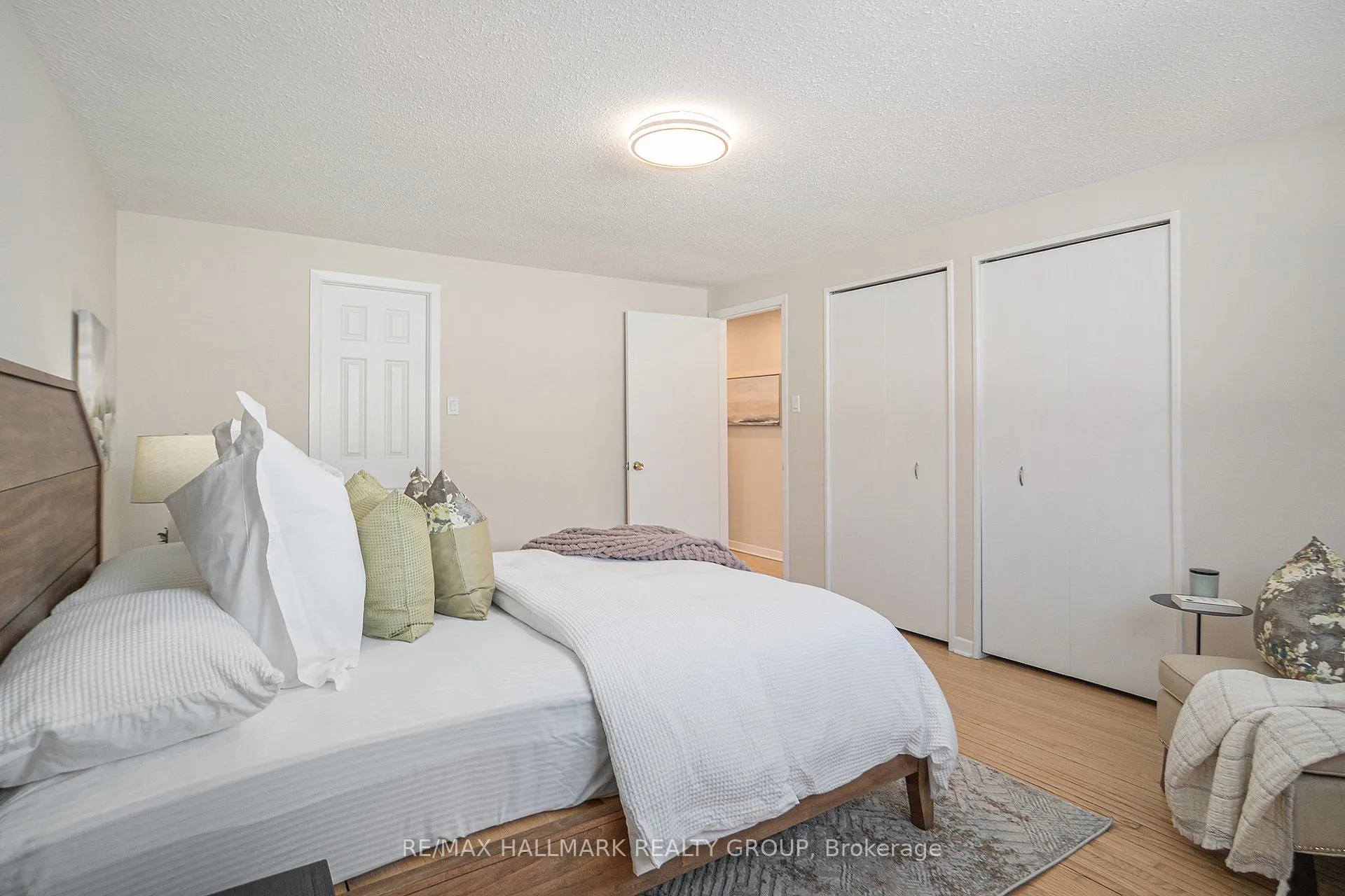 Photo 164 of 1 Silver Aspen Crescent, Ottawa, Blackburn Hamlet — HOMEH