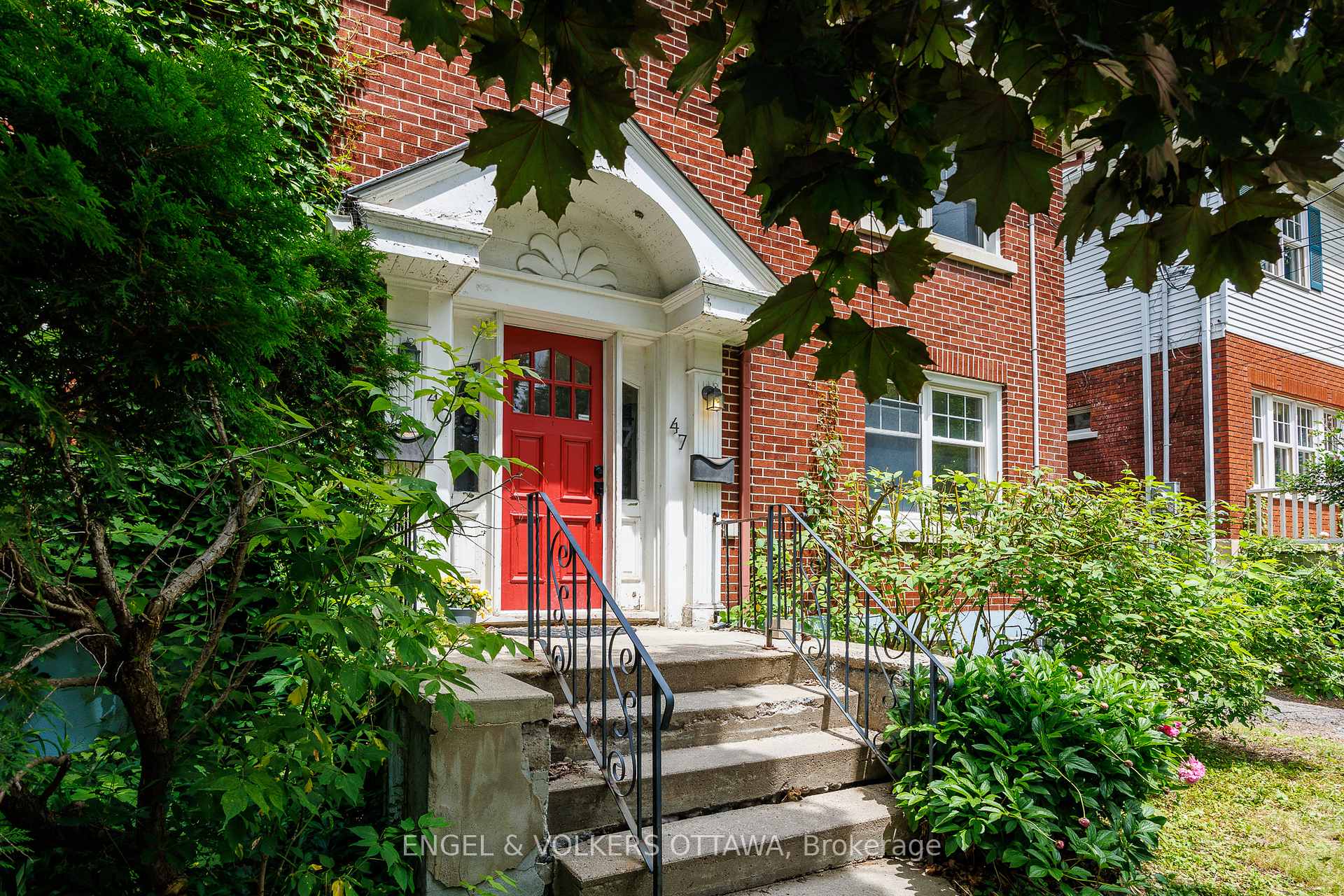 Photo 2 of 47 Geneva Street, Ottawa, Ottawa West — HOMEH