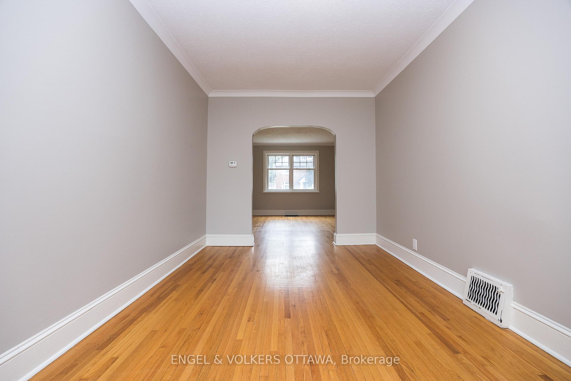 Photo 8 of 47 Geneva Street, Ottawa, Ottawa West — HOMEH