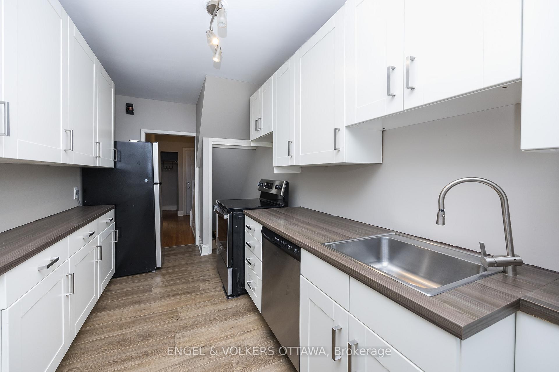 Photo 11 of 47 Geneva Street, Ottawa, Ottawa West — HOMEH
