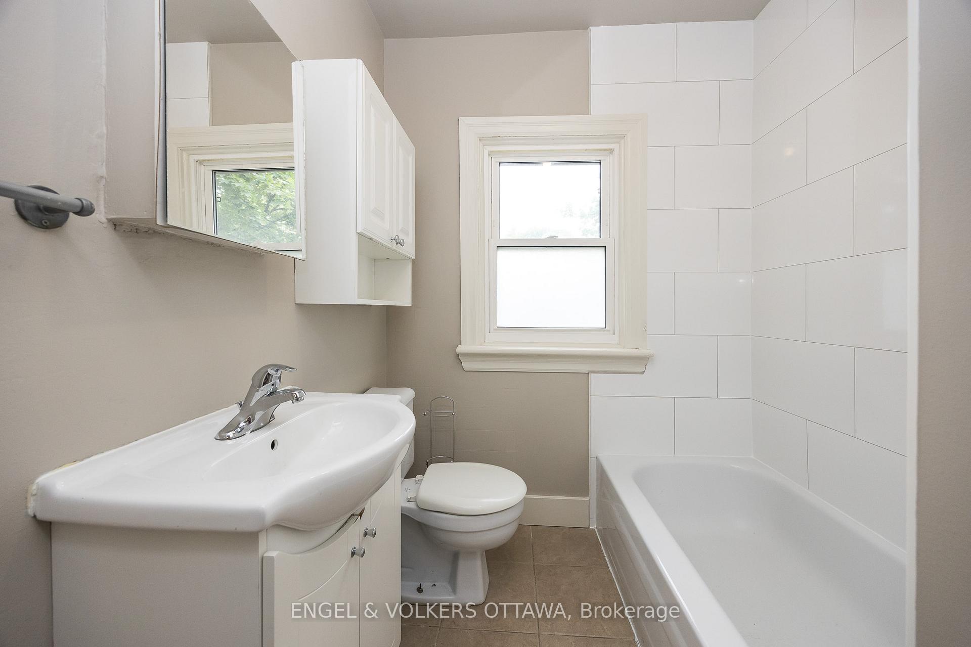 Photo 21 of 47 Geneva Street, Ottawa, Ottawa West — HOMEH